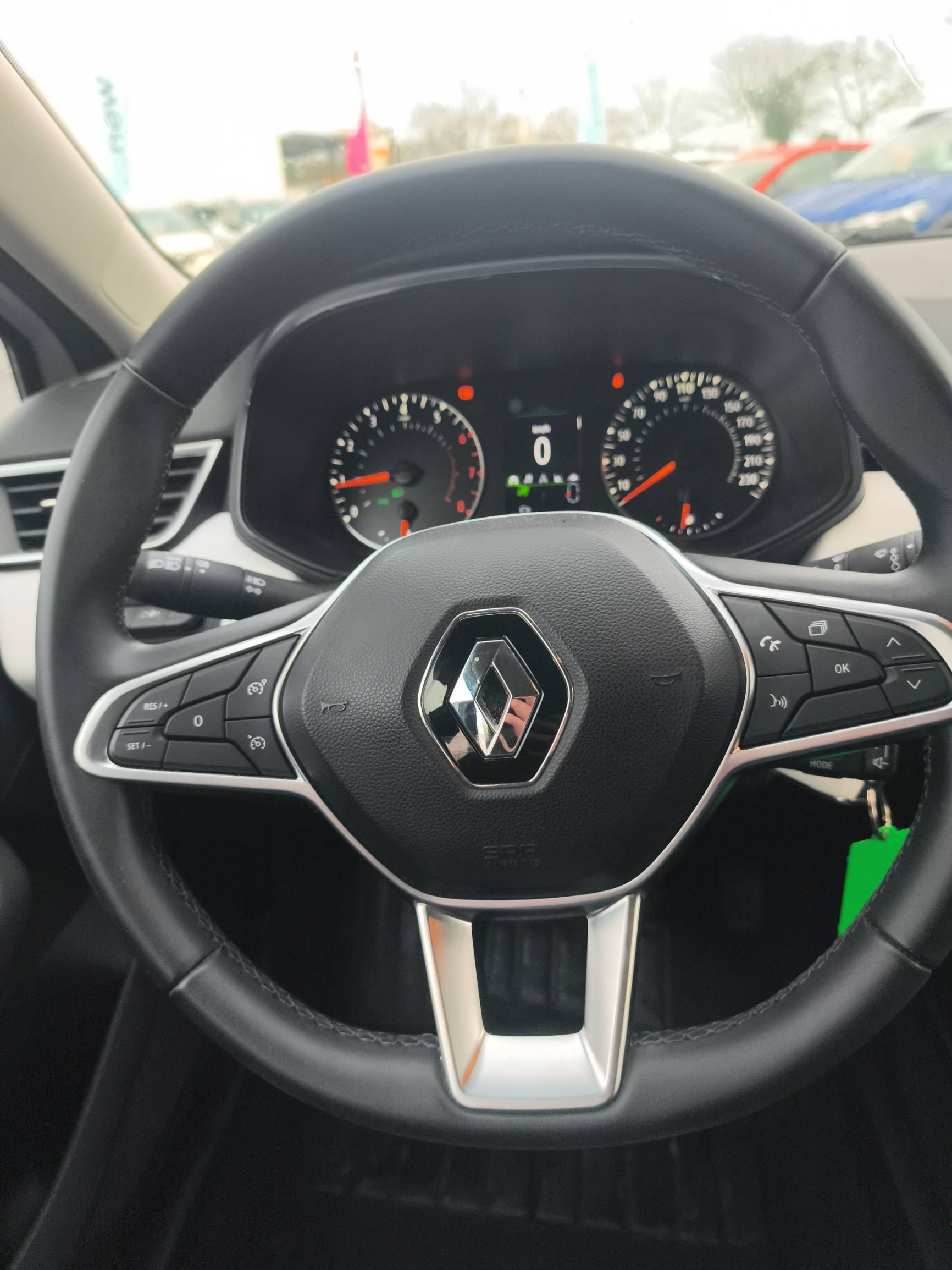 Vente en ligne Renault Clio 5 Clio TCe 100 GPL au prix de 12 990 €