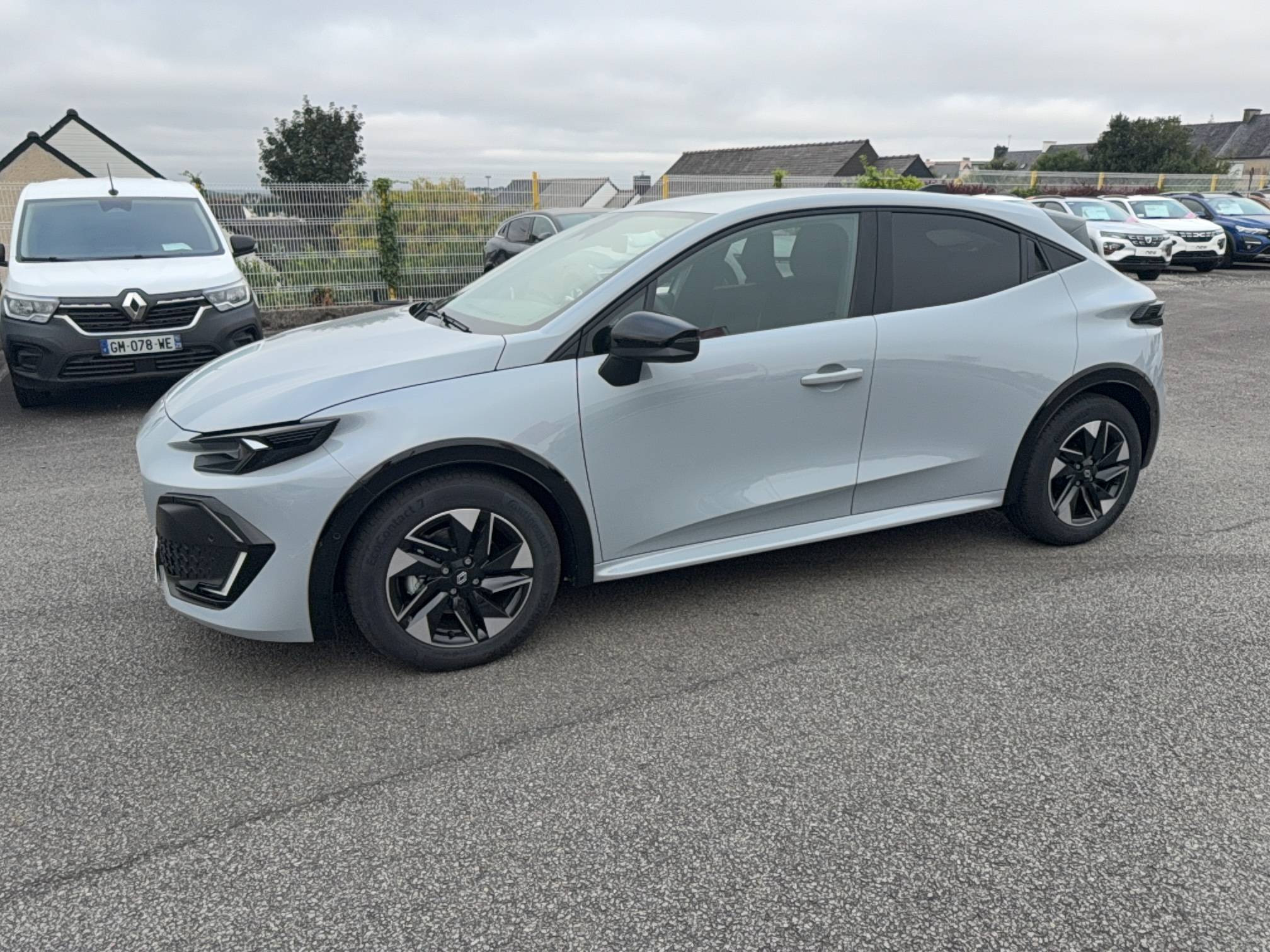Renault Clio 6 Clio E-Tech full hybrid 160 ch occasion de 2026 en vente à Carhaix