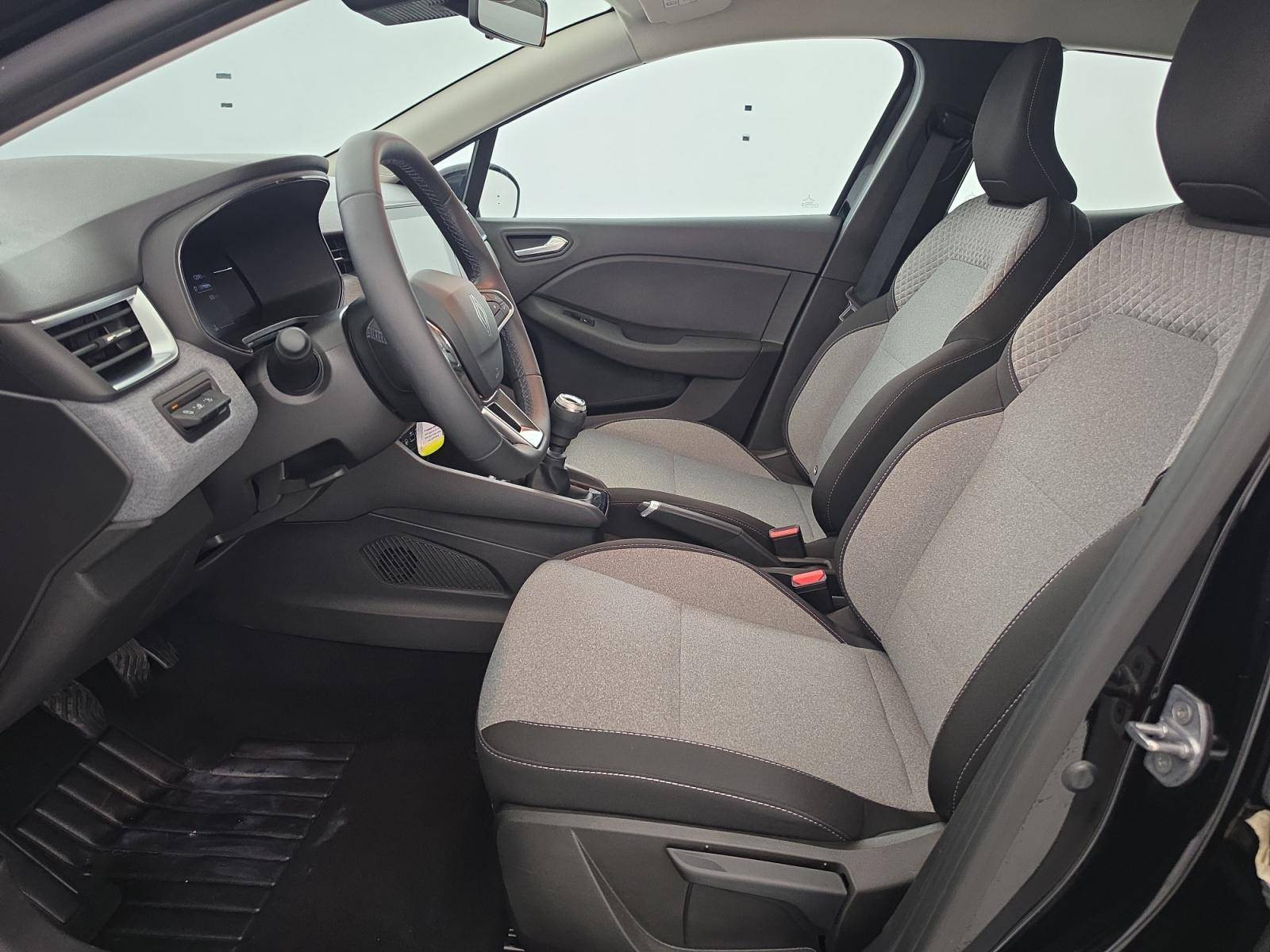 Vente en ligne Renault Clio 5 Clio Blue dCi 100 ch GSR2 au prix de 17 690 €