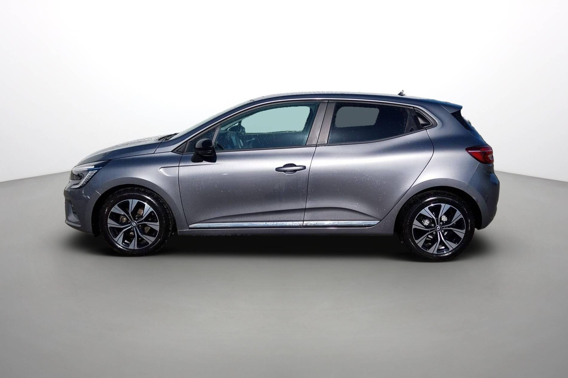 Vente en ligne Renault Clio 5 Clio TCe 90 au prix de 13 990 €