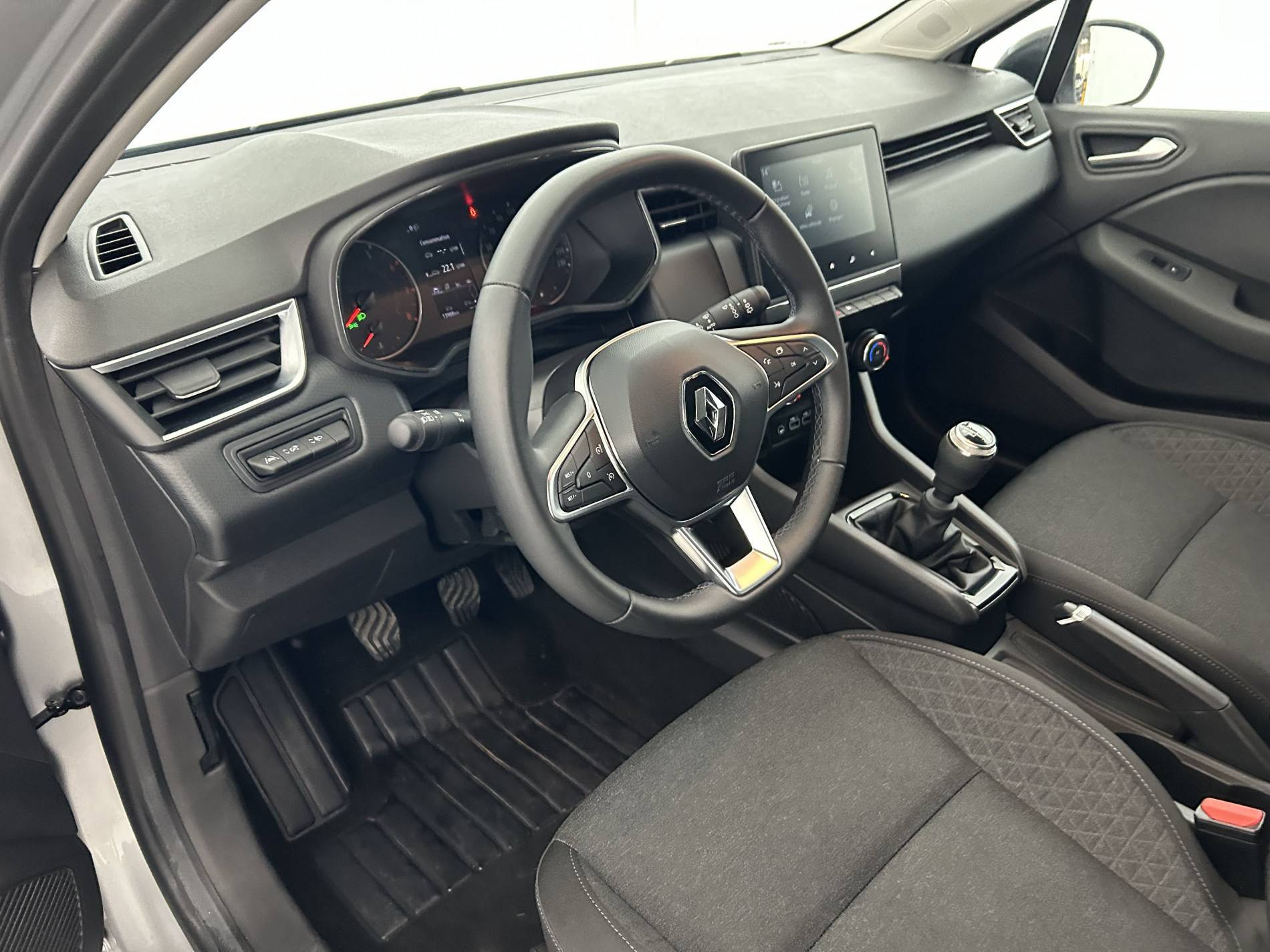 Vente en ligne Renault Clio 5 Clio TCe 90 au prix de 14 290 €
