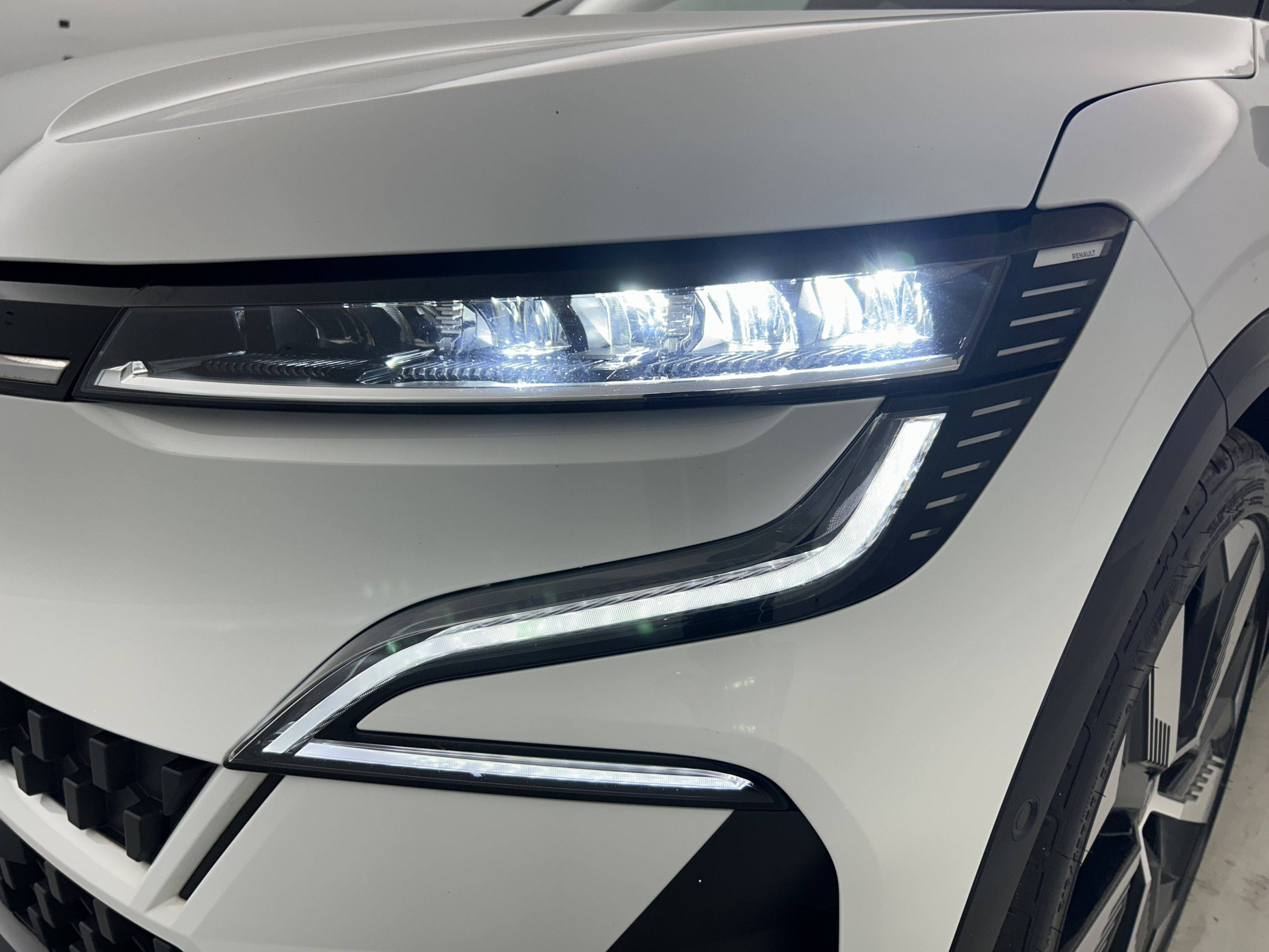 Vente en ligne Renault Megane E-Tech  EV60 220 ch optimum charge au prix de 24 990 €