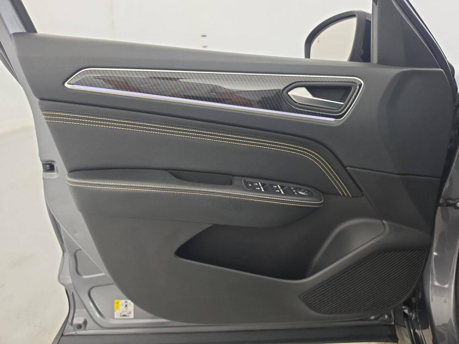 Vente en ligne Renault Arkana  E-Tech hybride 145 - 22 au prix de 21 900 €