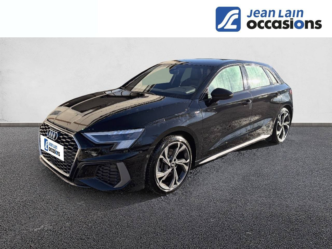 Vente en ligne AUDI A3 SPORTBACK A3 Sportback TFSI Mild Hybrid 150 S tronic 7 S line de 2024 au prix de 31 490 €