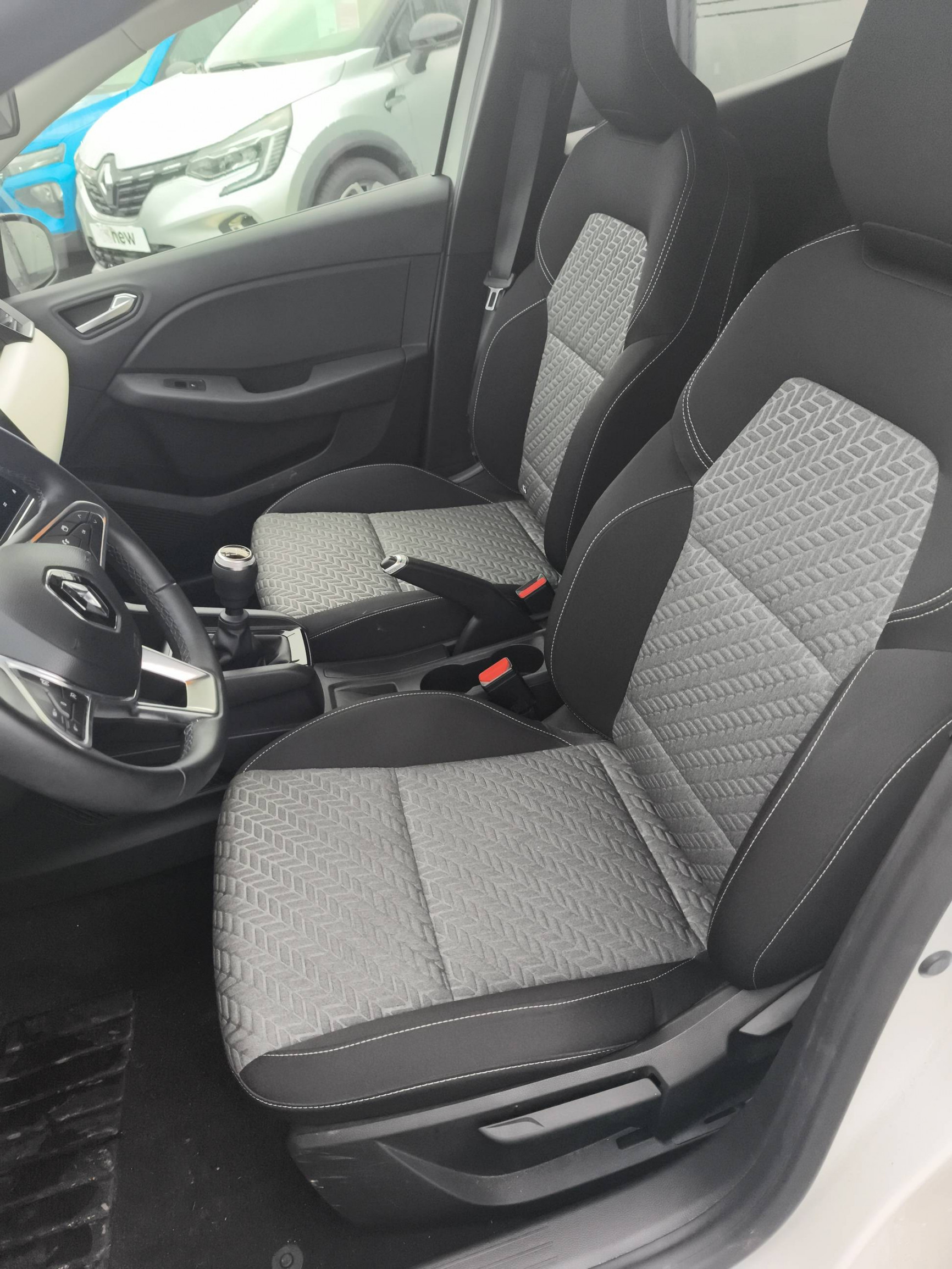 Vente en ligne Renault Clio 5 Clio TCe 100 GPL au prix de 12 990 €