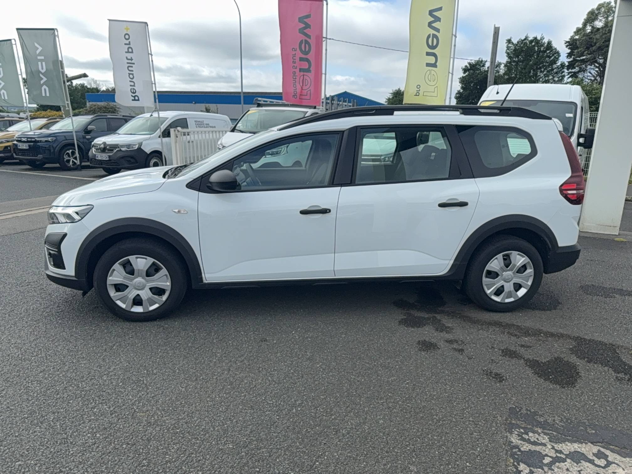 Vente en ligne Dacia Jogger  ECO-G 100 7 places GSR2 au prix de 18 990 €