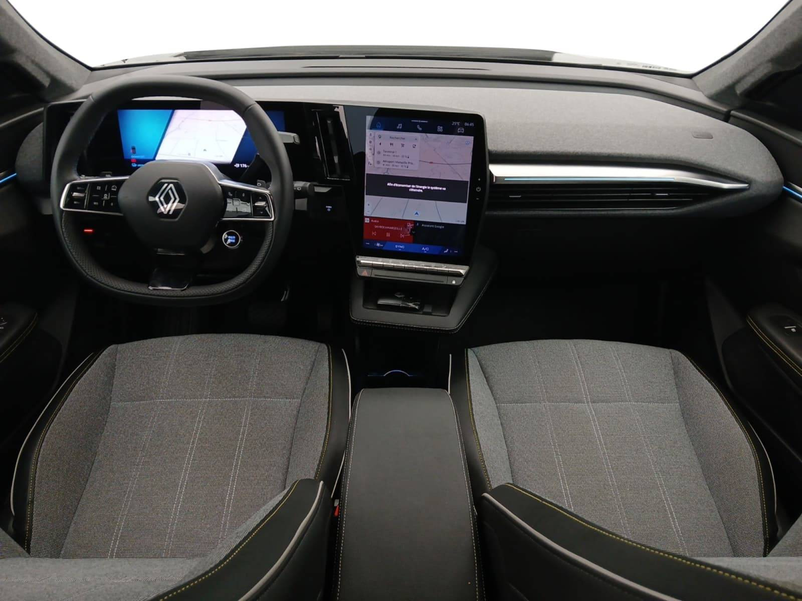 Vente en ligne Renault Scenic E-Tech Scenic E-Tech électrique 220 ch grande autonomie au prix de 37 990 €