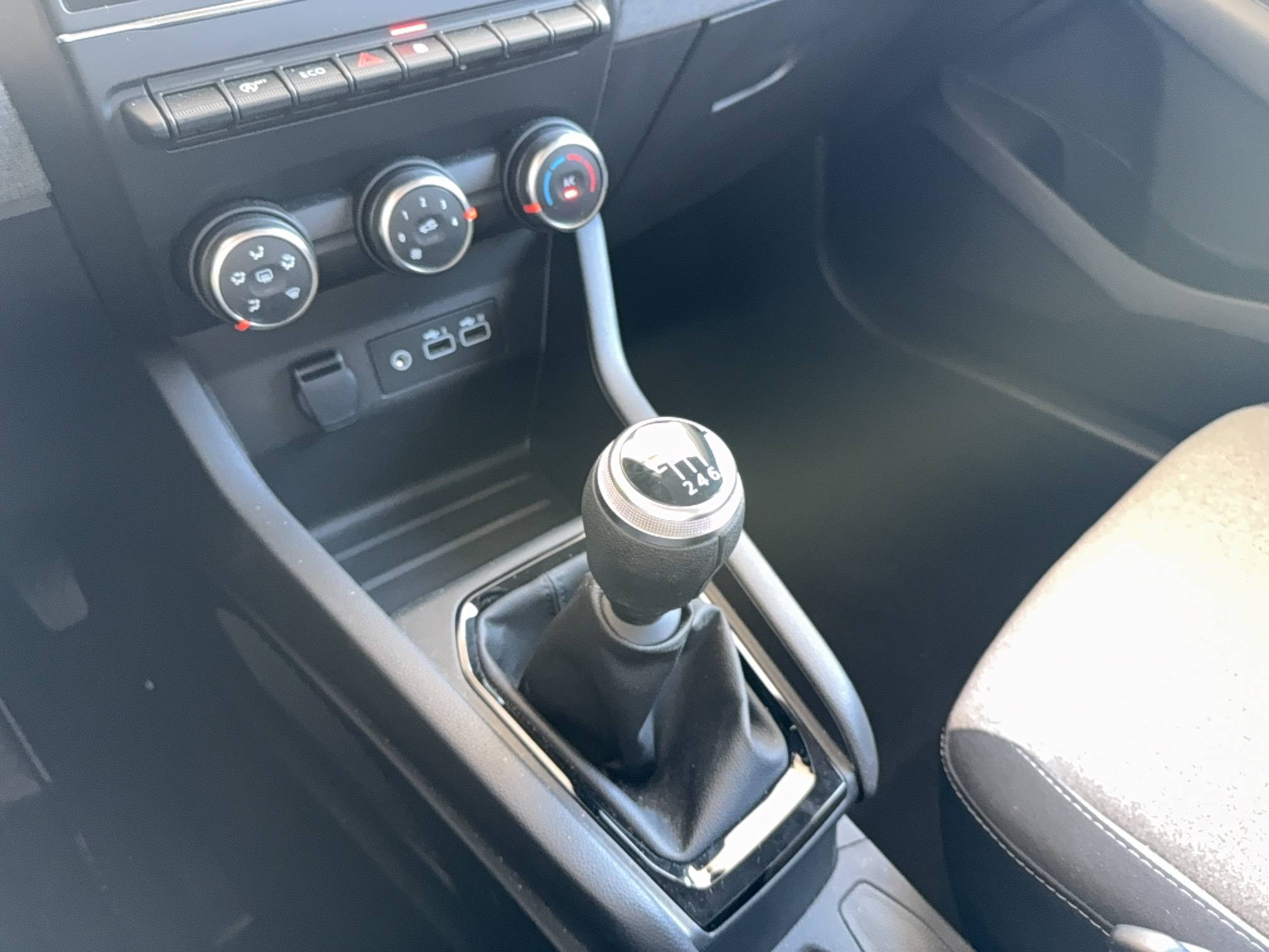 Vente en ligne Renault Clio 5 Clio Blue dCi 100 ch GSR2 au prix de 17 790 €