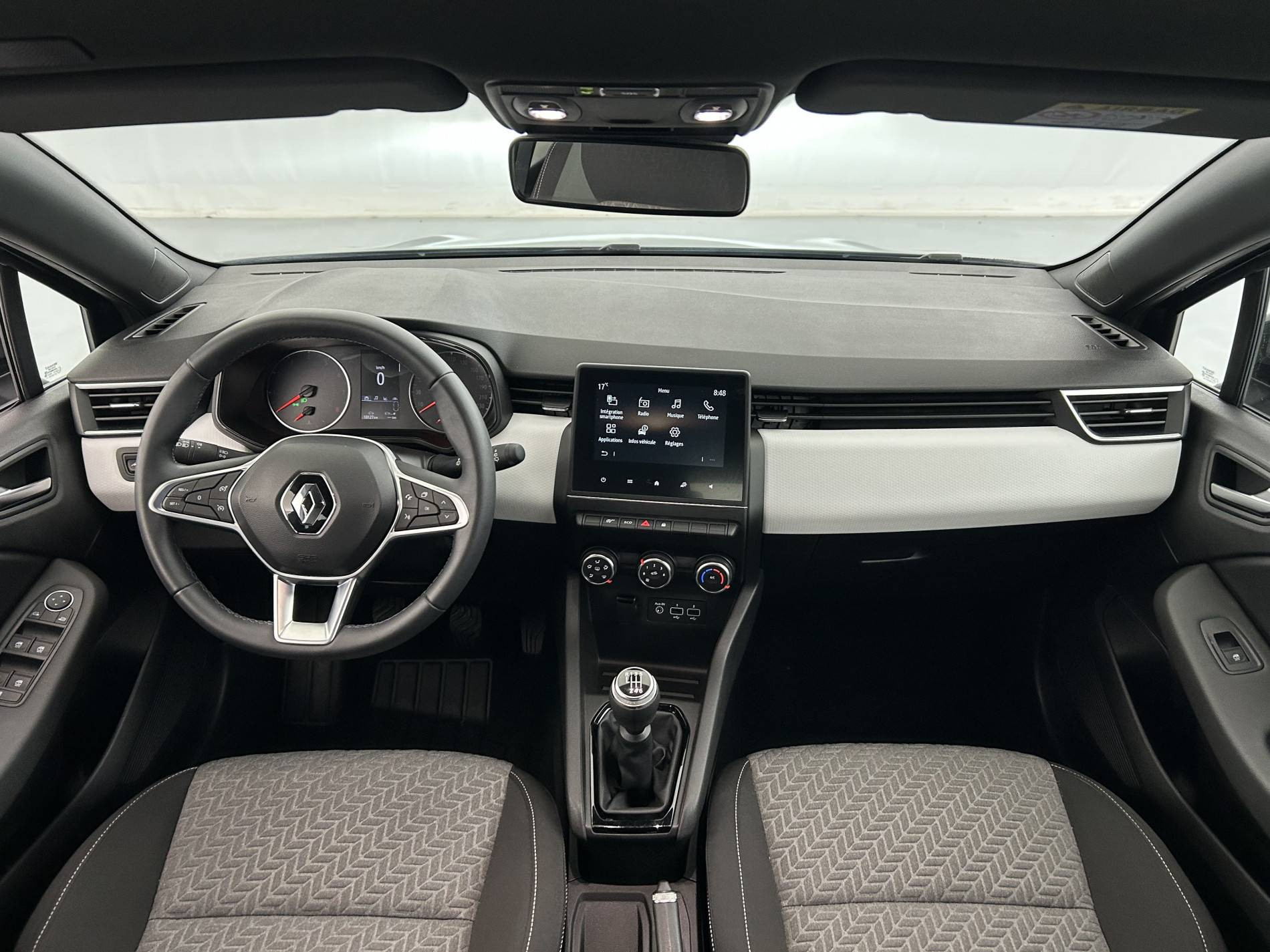 Vente en ligne Renault Clio 5 Clio TCe 90 - 21N au prix de 14 790 €