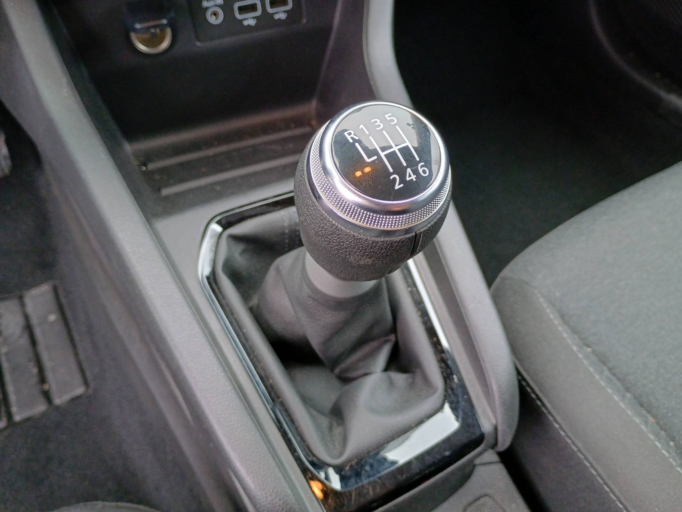 Vente en ligne Renault Clio 5 Clio TCe 90 au prix de 14 290 €