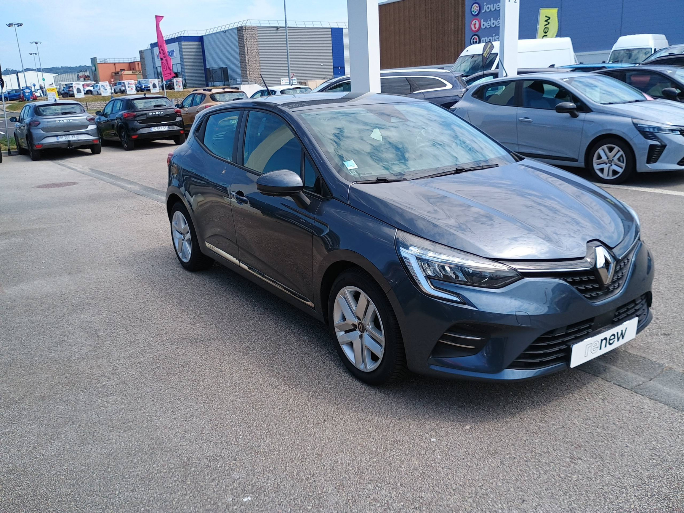Vente en ligne Renault Clio 5 Clio TCe 100 GPL - 21 au prix de 10 690 €