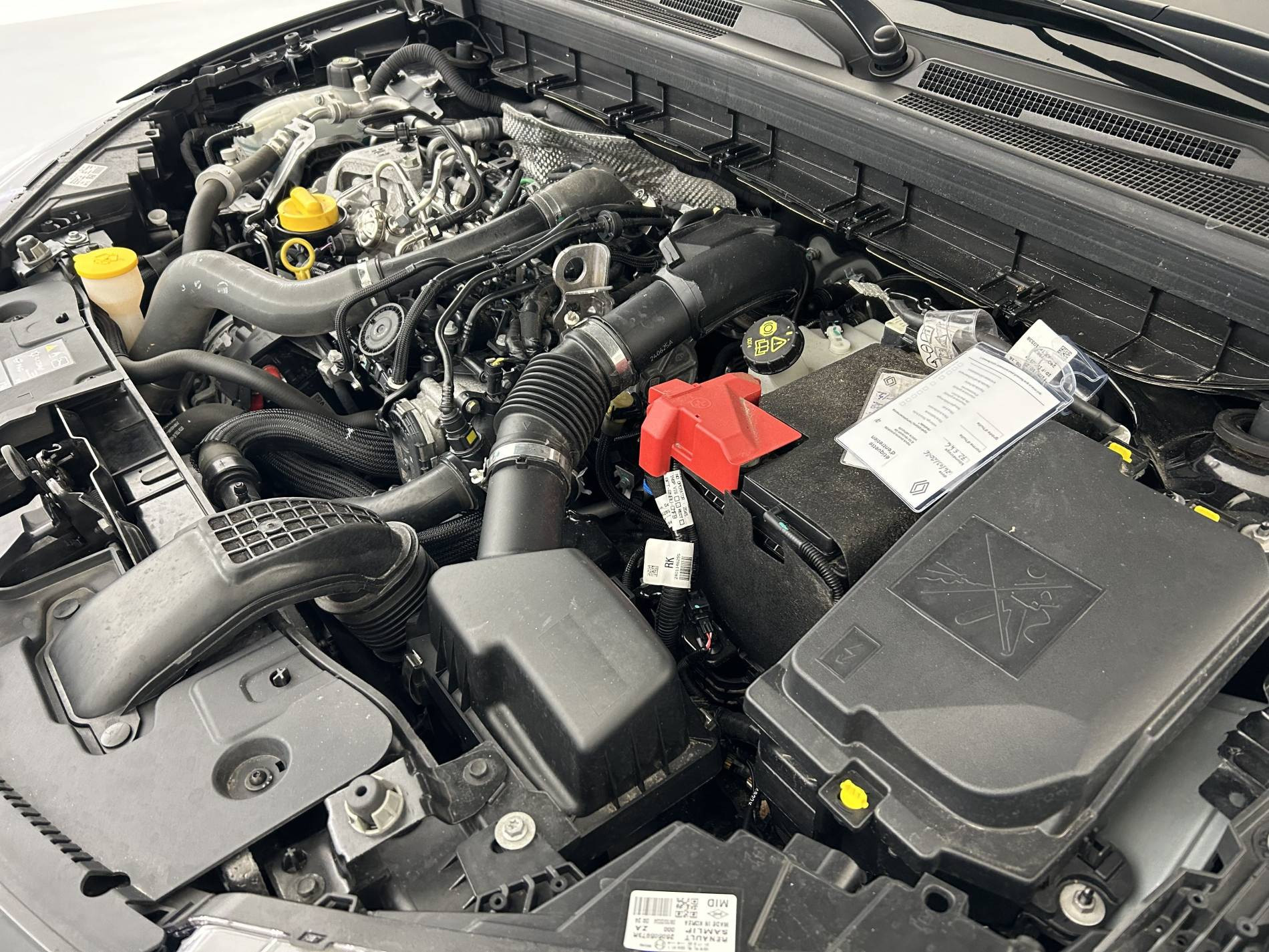 Vente en ligne Renault Arkana  mild hybrid 140 EDC GSR2 au prix de 18 990 €