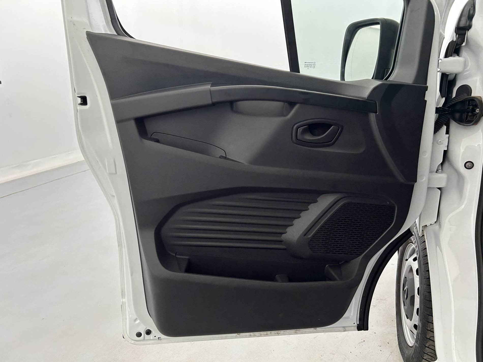 Vente en ligne Renault Trafic FG CF L1H1 3T blue dci 130 E6E au prix de 24 990 €
