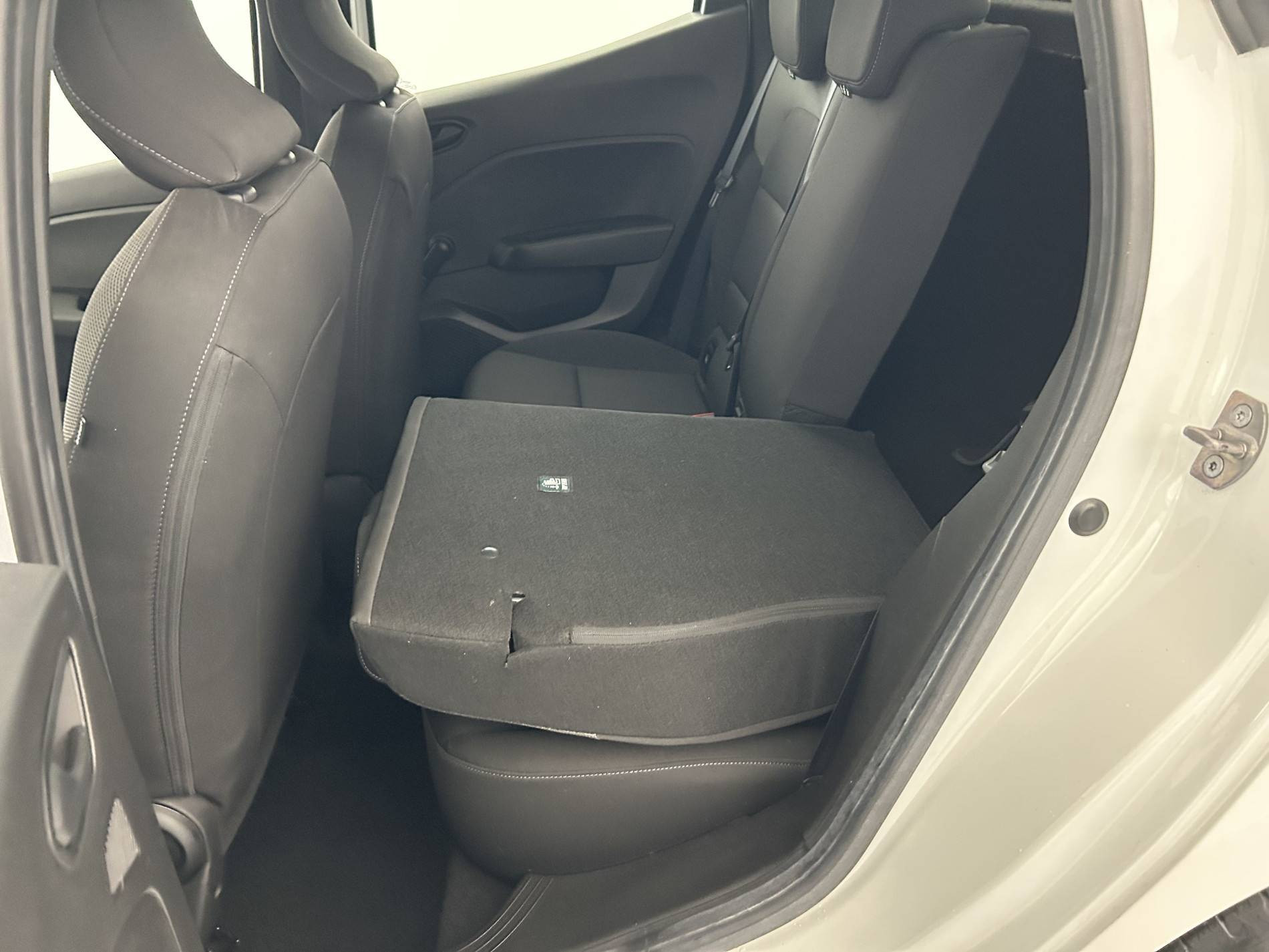 Vente en ligne Renault Clio 5 Clio SCe 65 au prix de 11 990 €