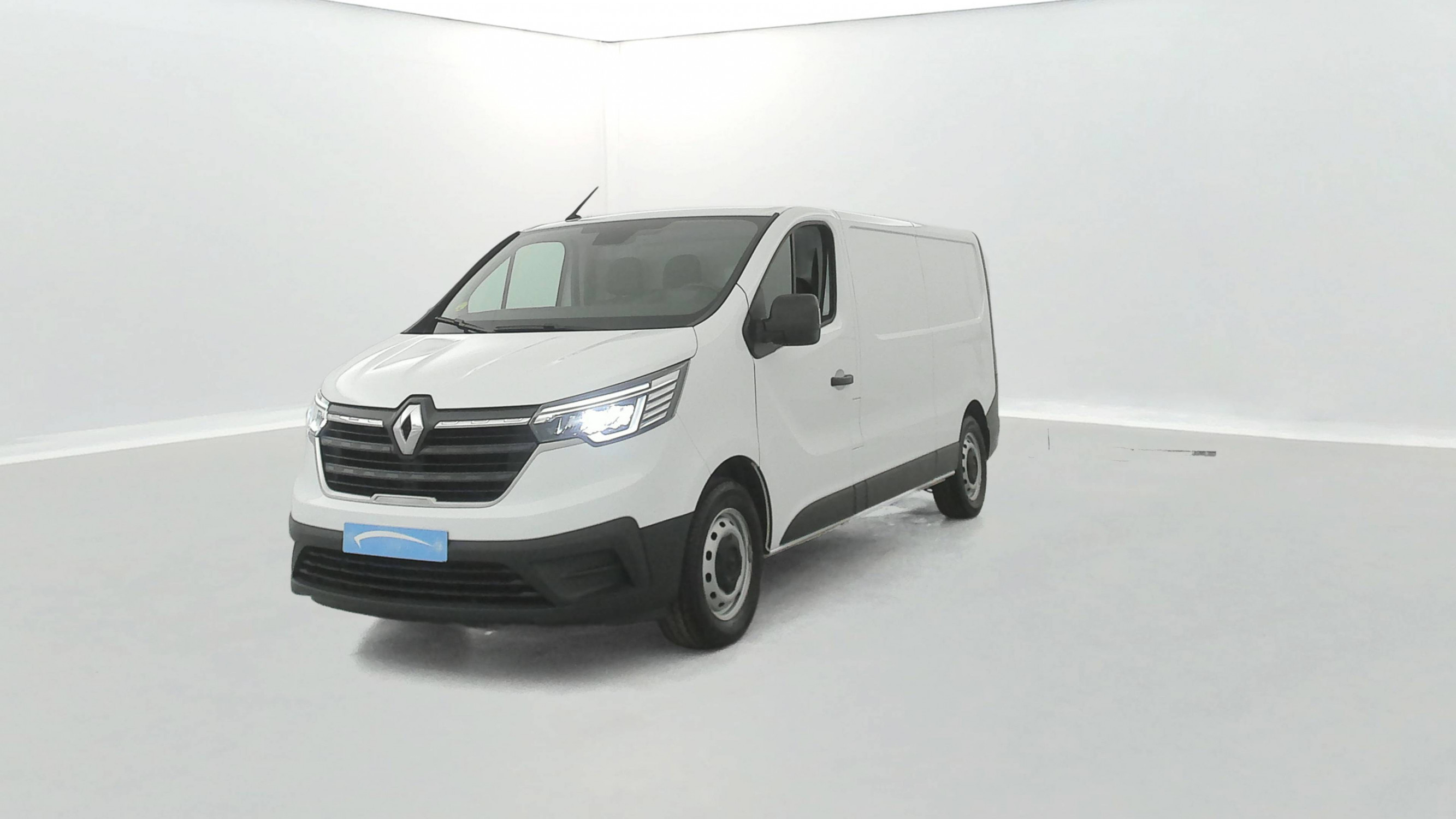 Renault Trafic 3 Fourgon TRAFIC FGN L2H1 3000 KG BLUE DCI 130 occasion de 2023 en vente à Quimper