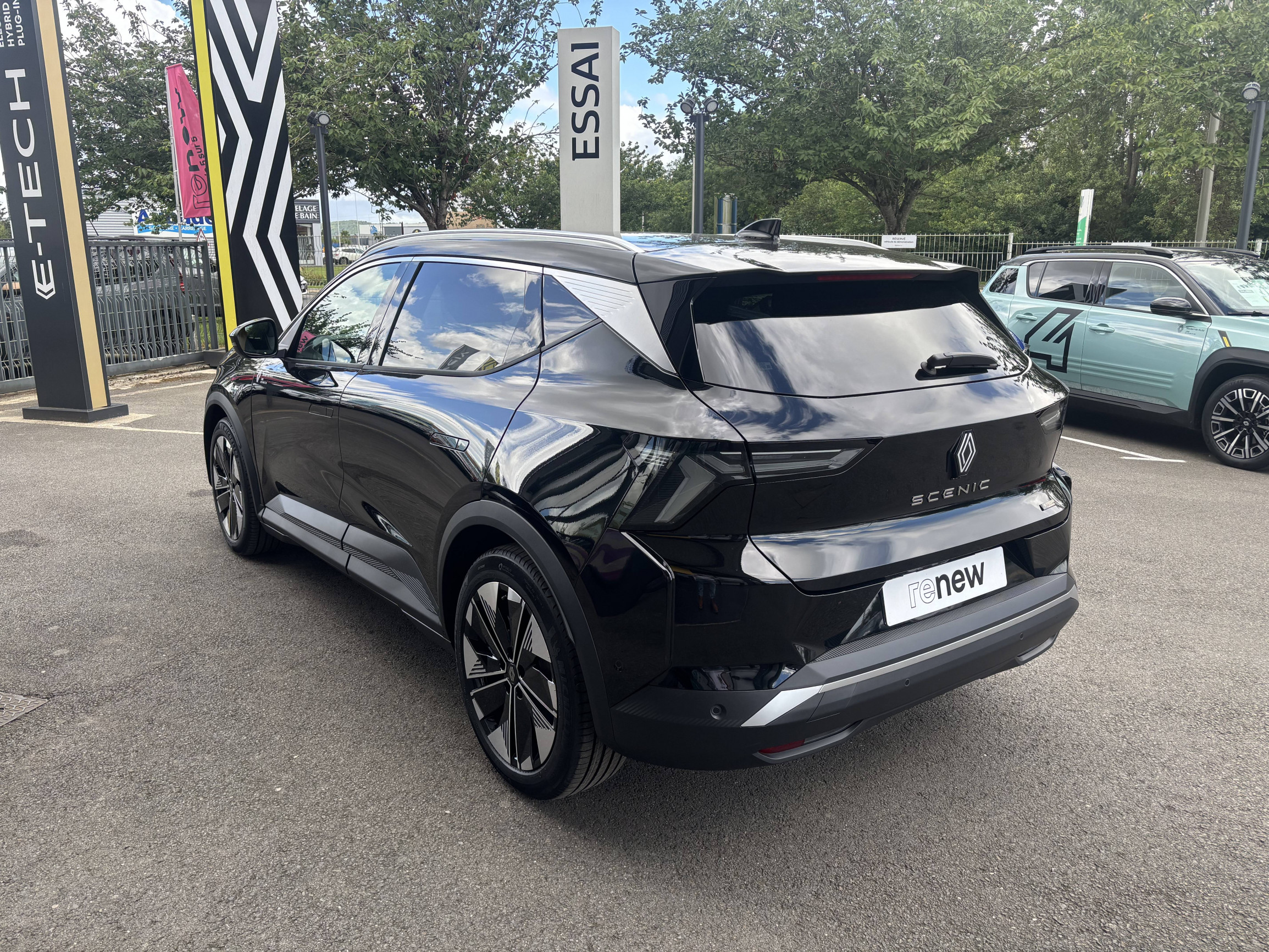 Vente en ligne Renault Scenic E-Tech Scenic E-Tech électrique 220 ch grande autonomie au prix de 48 890 €