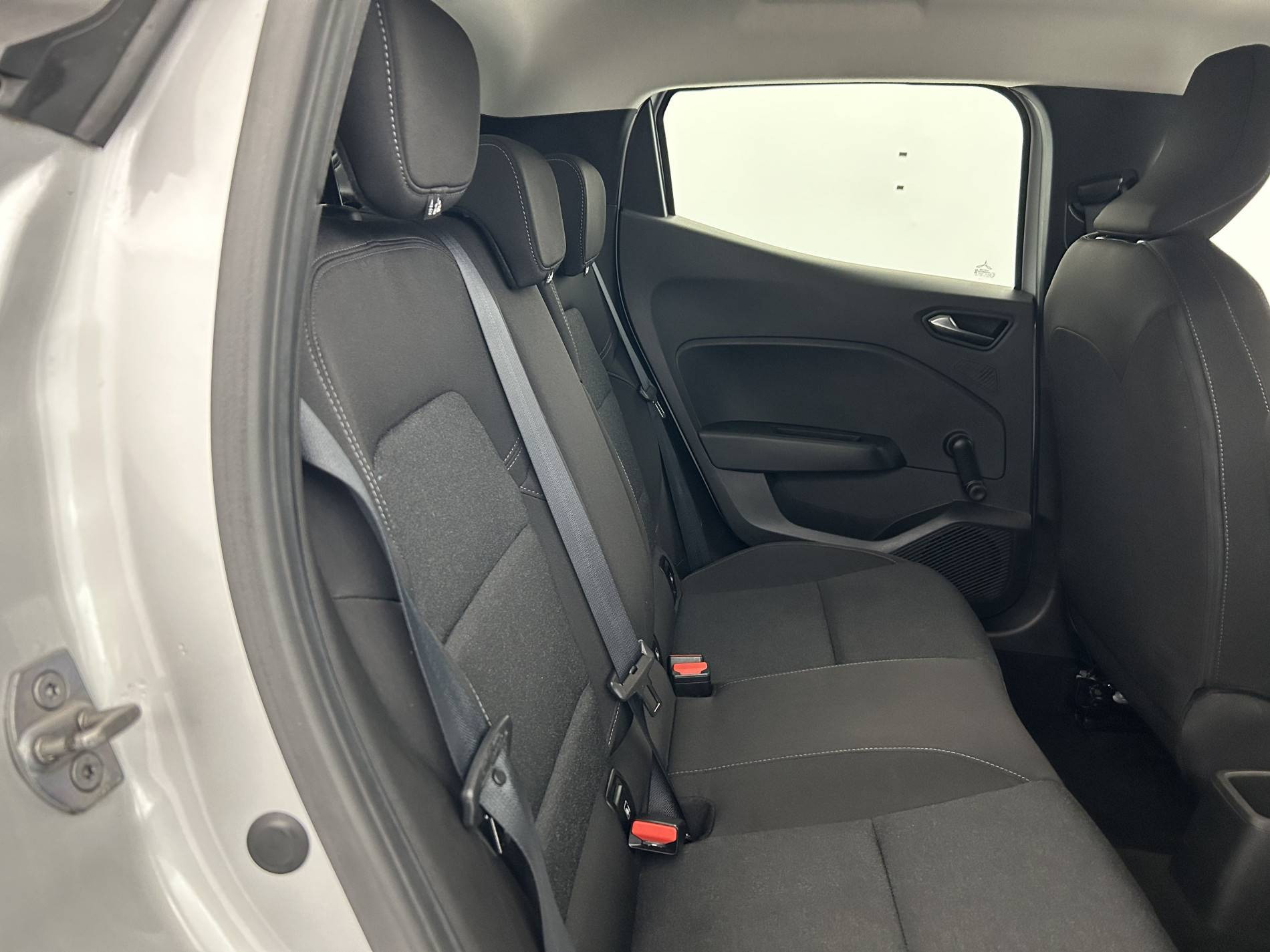 Vente en ligne Renault Clio 5 Clio TCe 90 au prix de 13 990 €