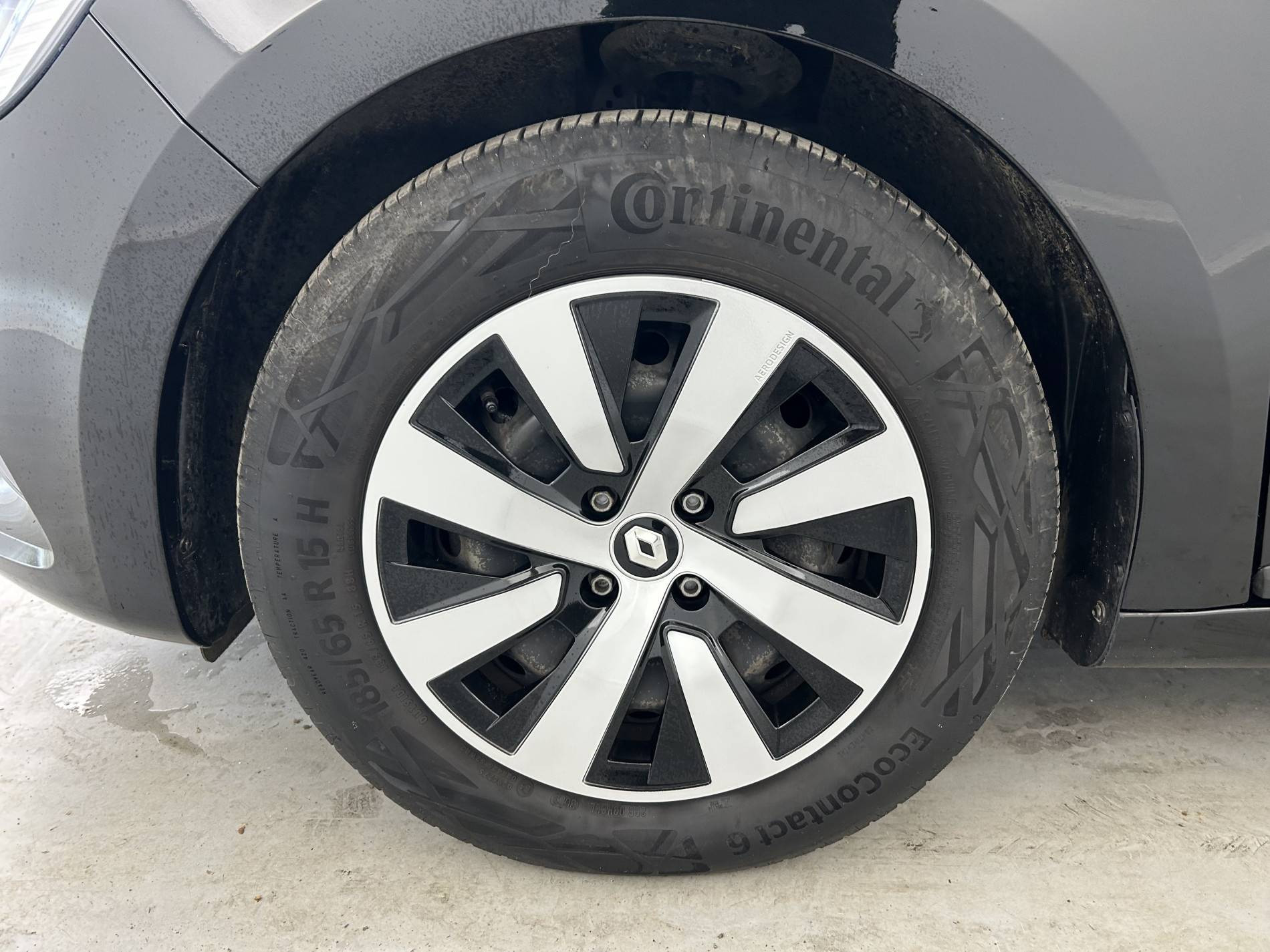 Vente en ligne Renault Clio 5 Clio TCe 90 au prix de 13 990 €