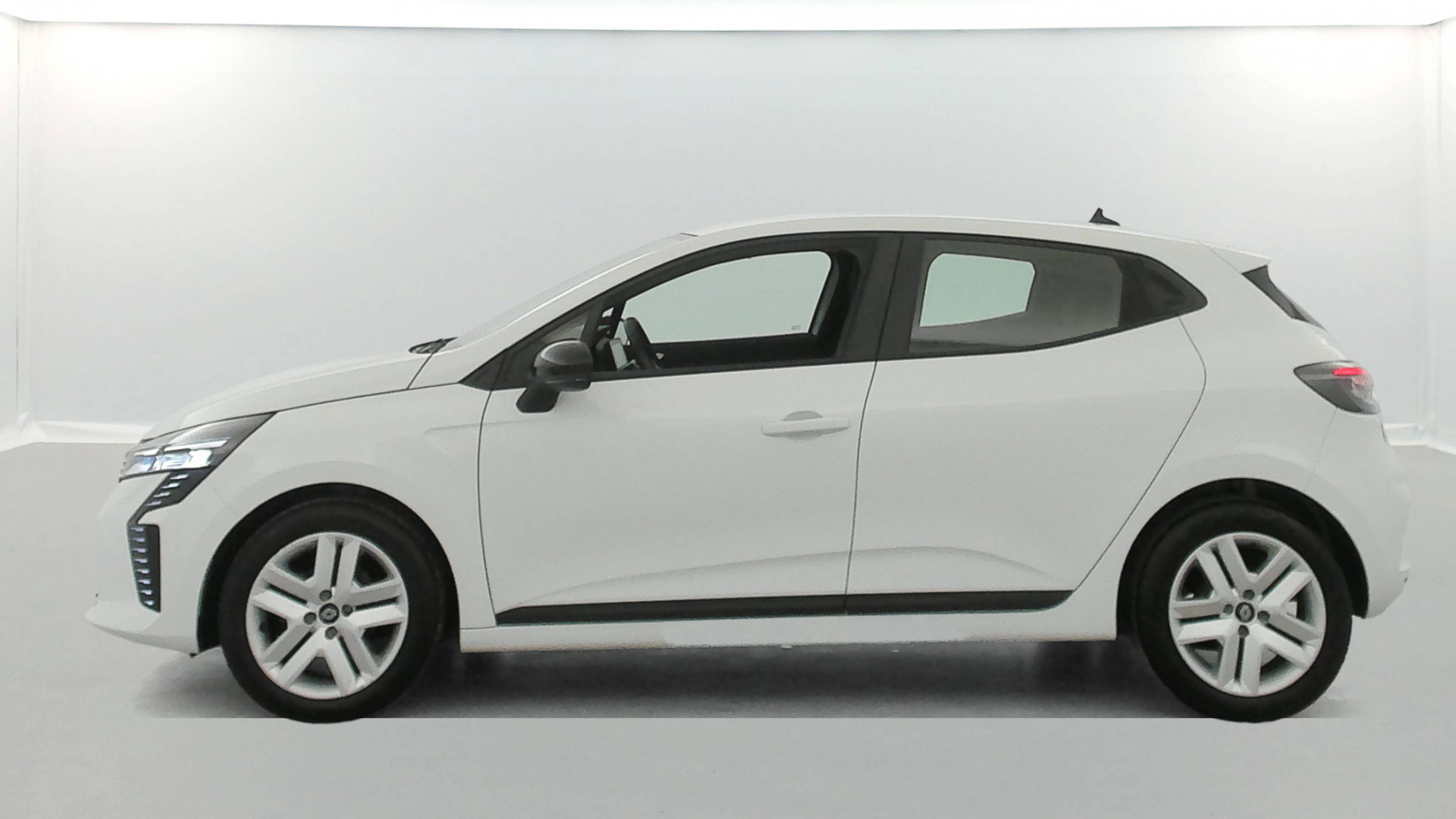 Vente en ligne Renault Clio 5 Clio TCe 90 au prix de 15 290 €