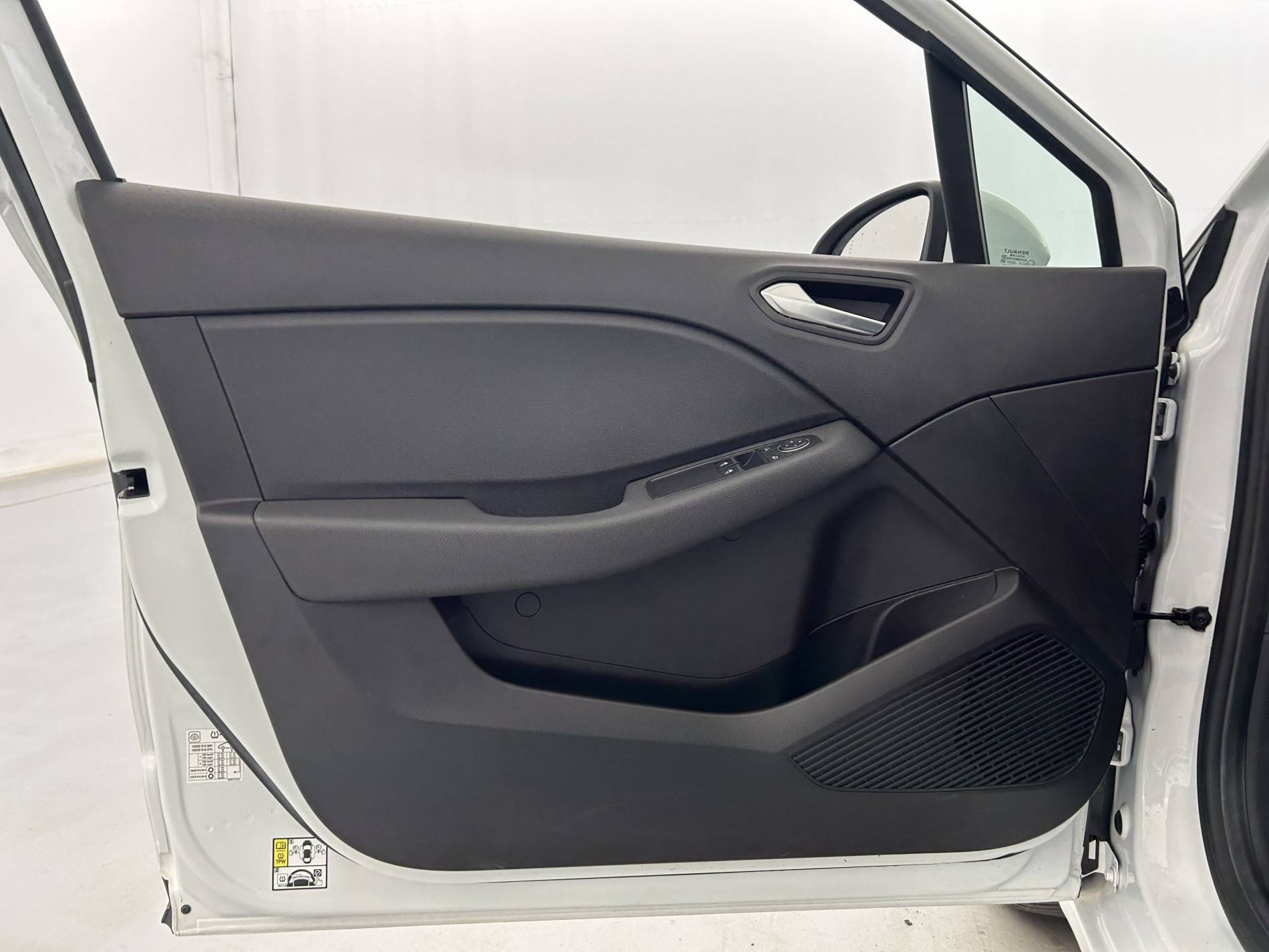 Vente en ligne Renault Clio 5 Clio TCe 90 - 21N au prix de 13 690 €