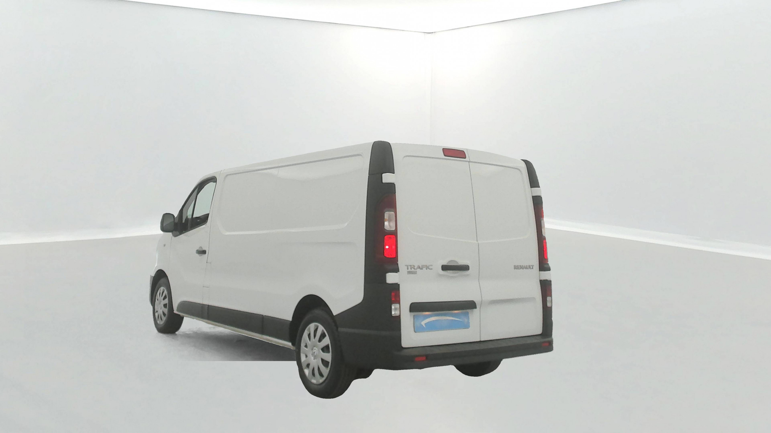 Vente en ligne Renault Trafic 3 Fourgon TRAFIC FGN L2H1 1300 KG DCI 120 au prix de 18 490 €