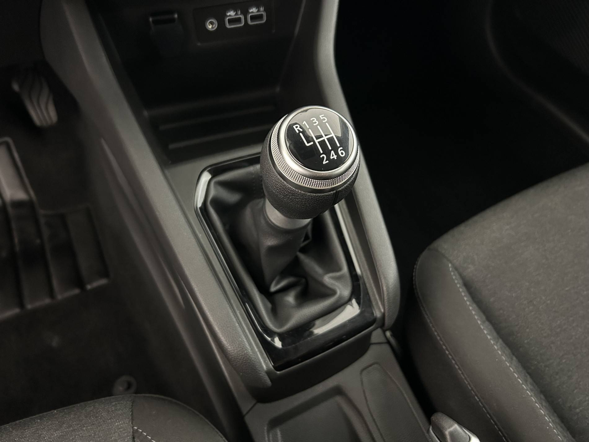 Vente en ligne Renault Clio 5 Clio TCe 90 au prix de 14 300 €