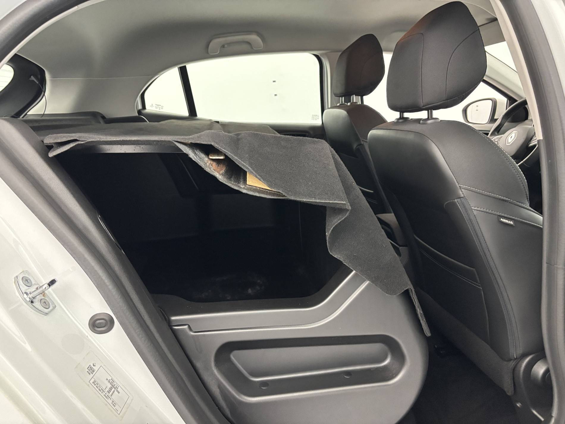 Vente en ligne Renault Megane 4  BLUE DCI 115 au prix de 12 990 €