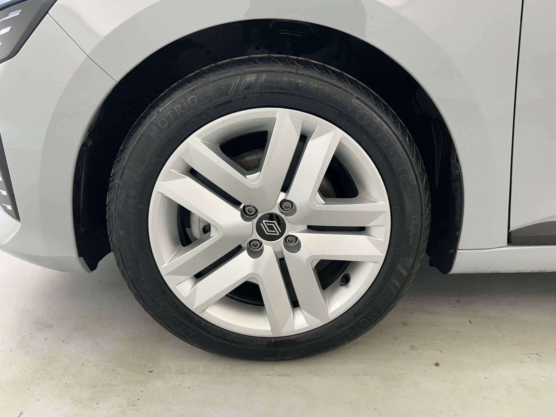 Vente en ligne Renault Clio 5 Clio E-Tech full hybrid 145 ch GSR2 au prix de 19 990 €