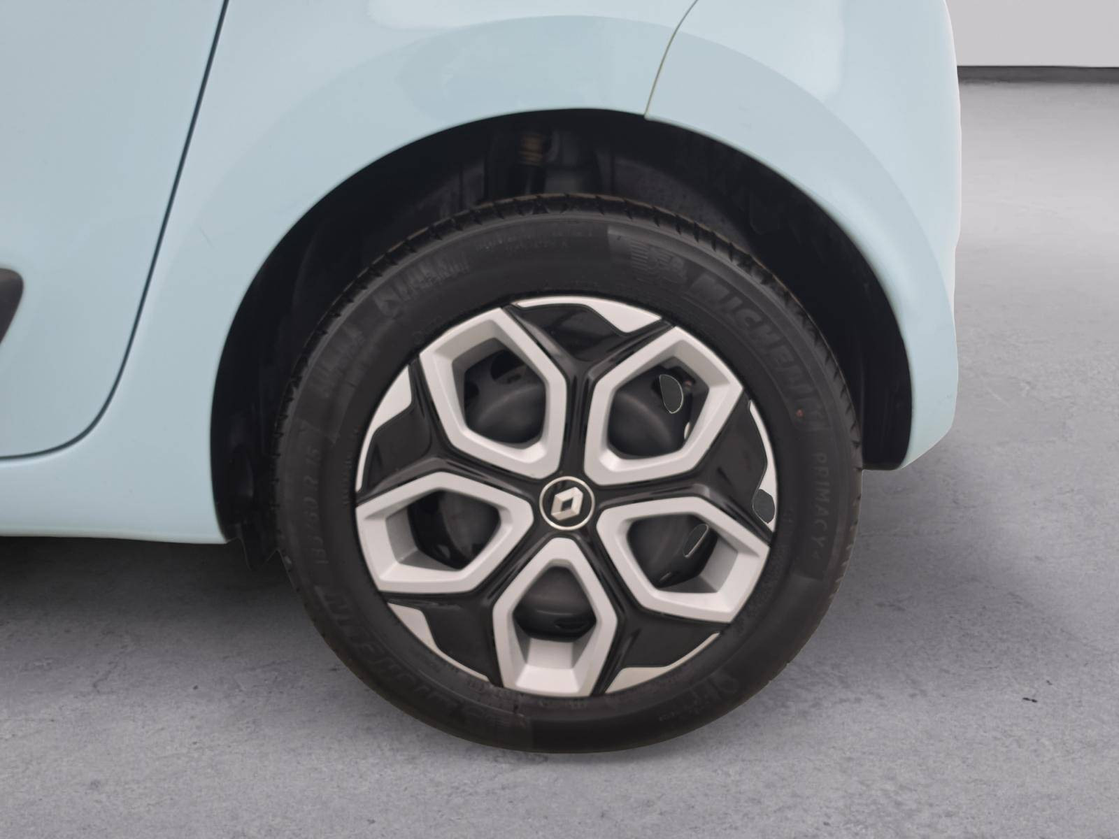 Vente en ligne Renault Twingo Electrique Twingo III E-Tech au prix de 12 990 €