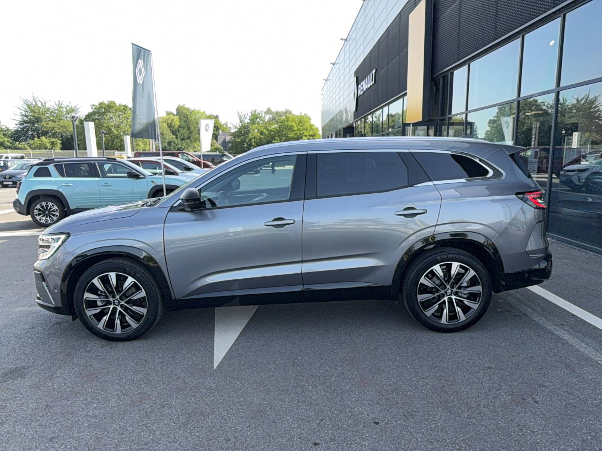 Vente en ligne Renault Espace Espace E-Tech full hybrid 200 GSR2 au prix de 34 990 €