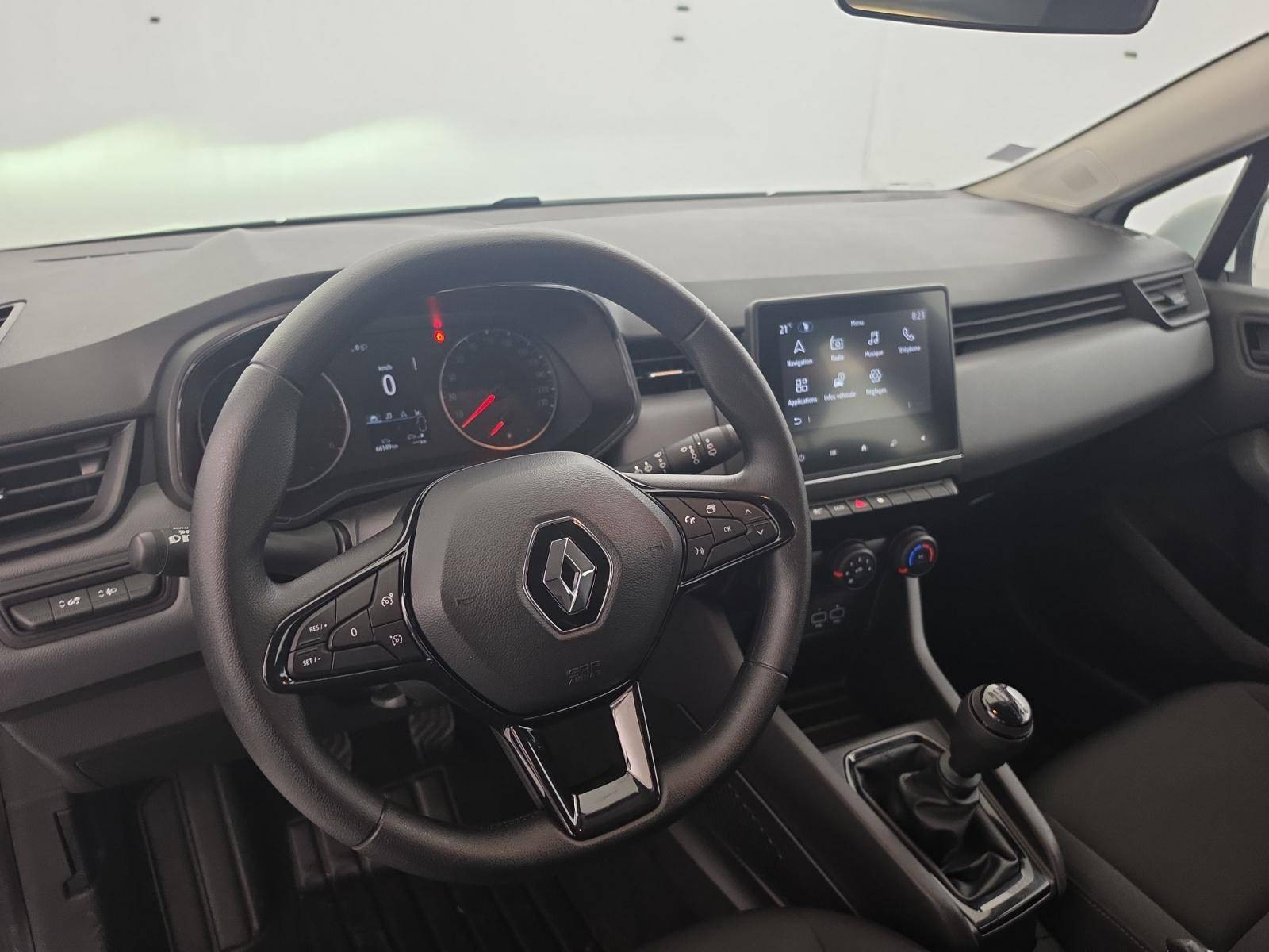 Vente en ligne Renault Clio 5 CLIO SOCIETE BLUE DCI 100 - 21N au prix de 11 990 €