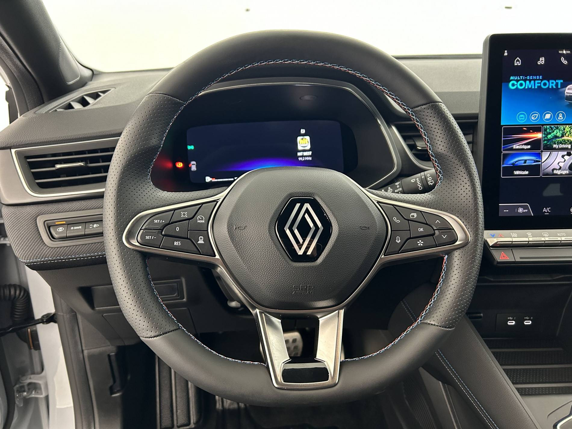 Vente en ligne Renault Captur  E-Tech full hybrid 145 ch au prix de 28 690 €