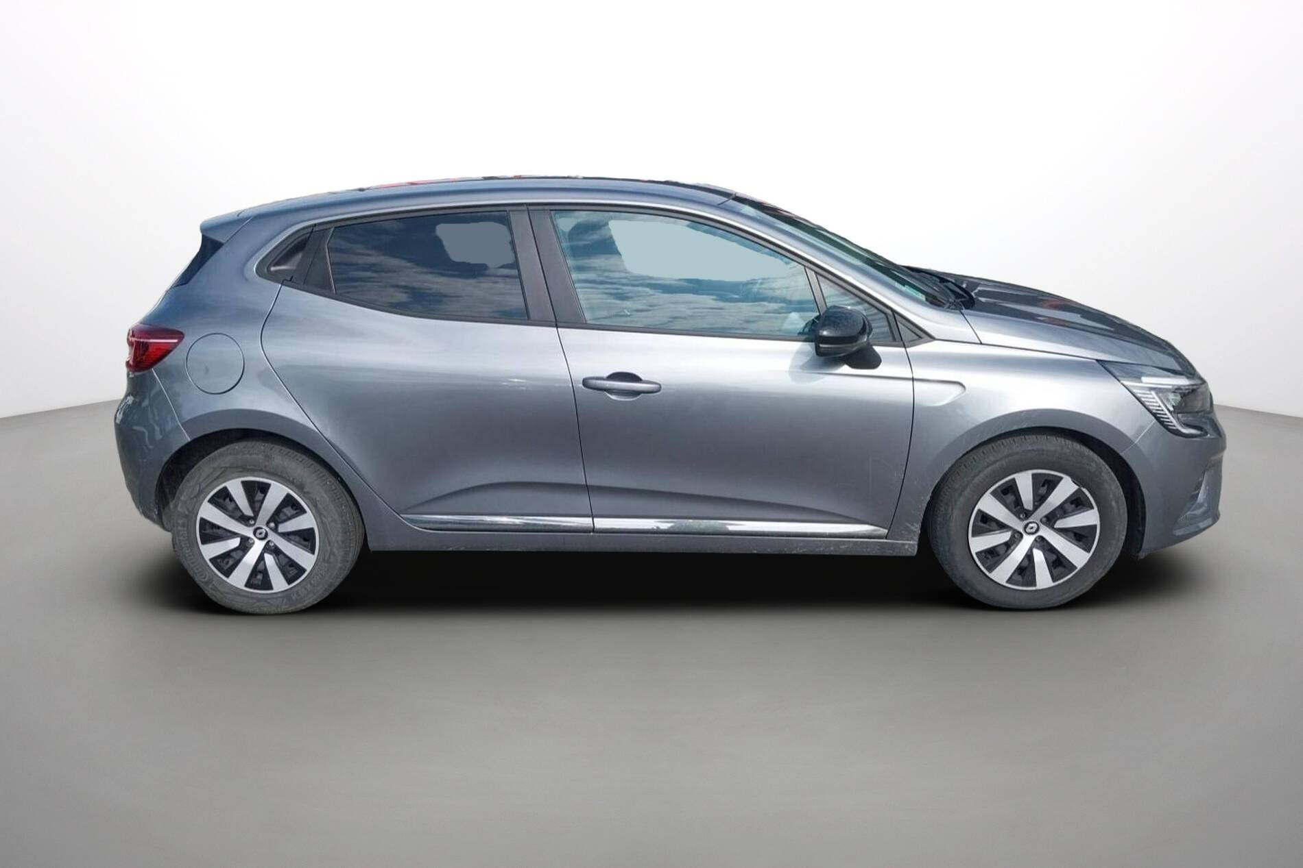 Vente en ligne Renault Clio 5 Clio TCe 90 au prix de 14 680 €