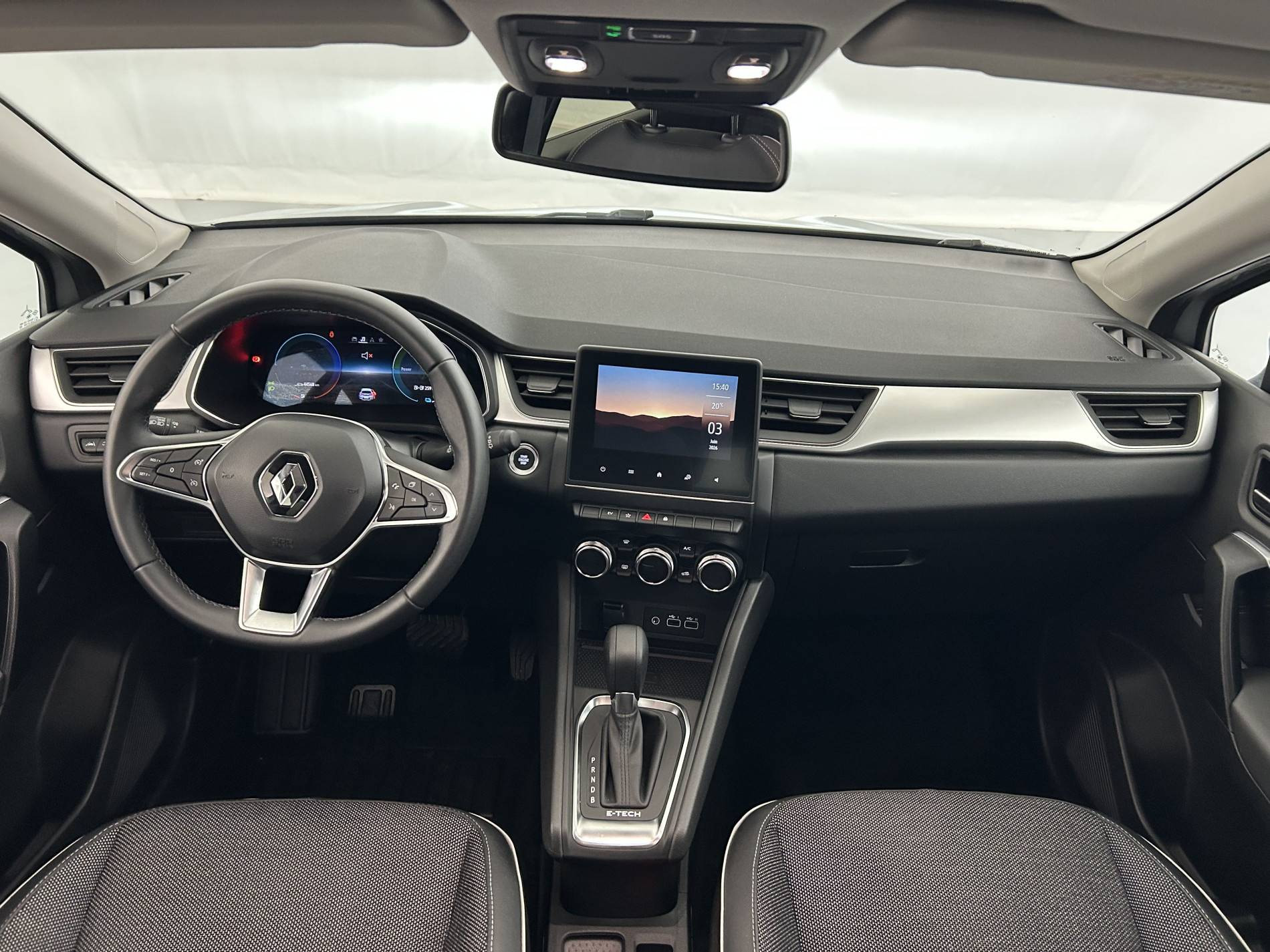 Vente en ligne Renault Captur  E-Tech hybride rechargeable 160 au prix de 20 990 €