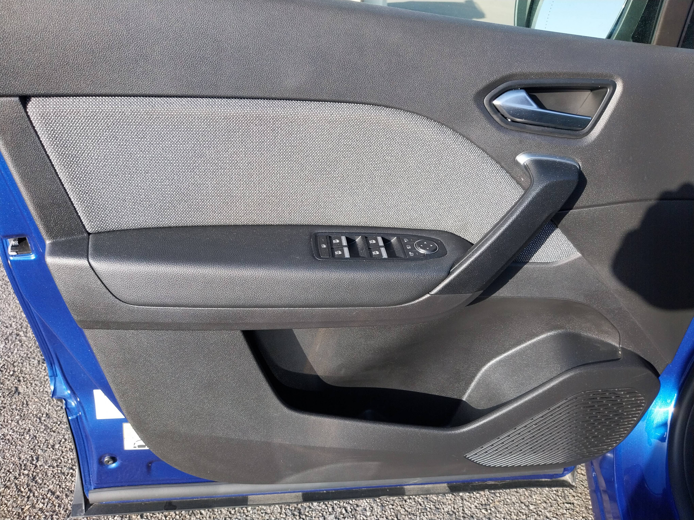 Vente en ligne Renault Symbioz  E-Tech full hybrid 145 au prix de 26 990 €