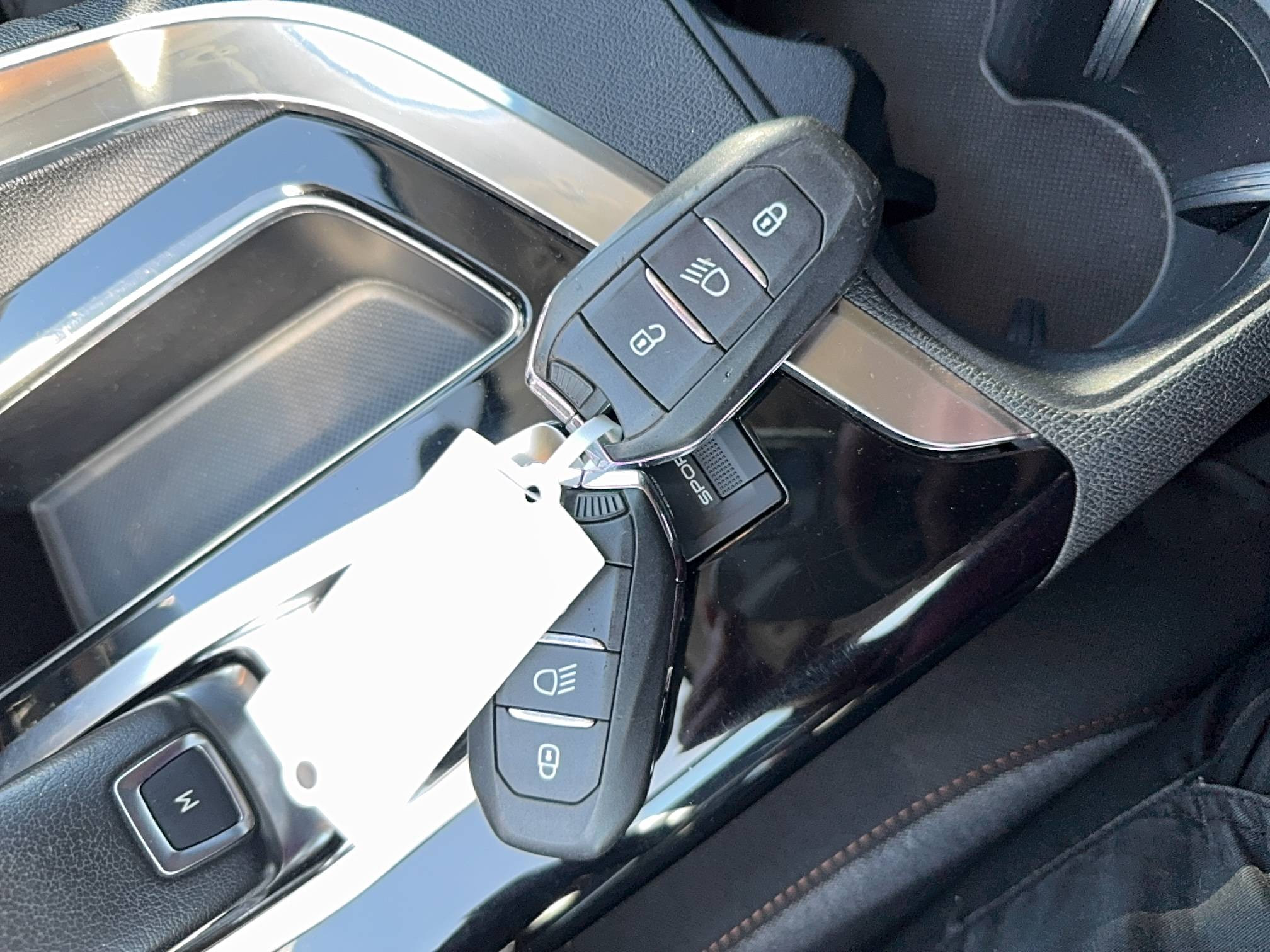 Vente en ligne Peugeot 3008  BlueHDi 130ch S&S EAT8 au prix de 15 990 €