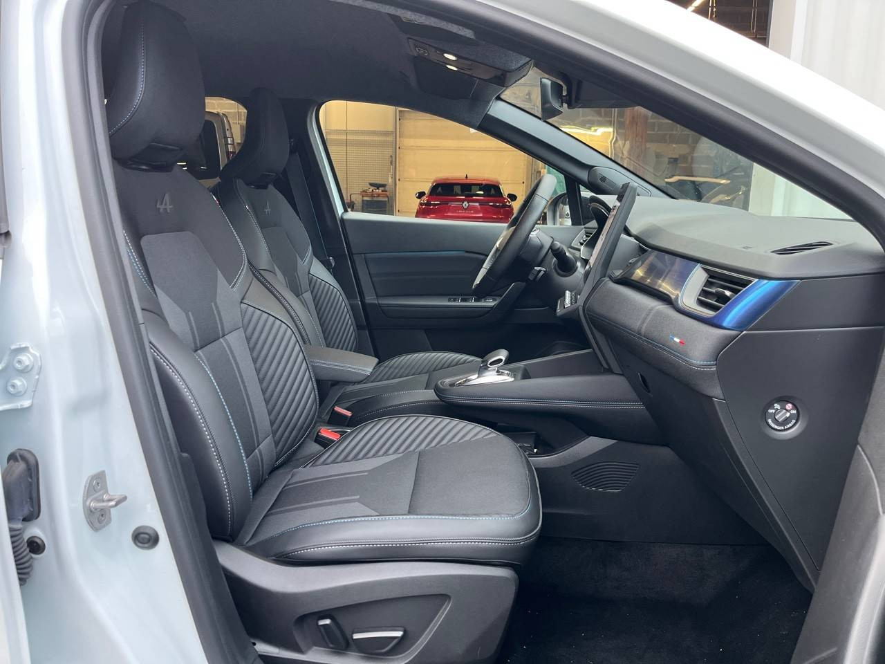 Vente en ligne Renault Symbioz  E-Tech full hybrid 145 au prix de 29 490 €