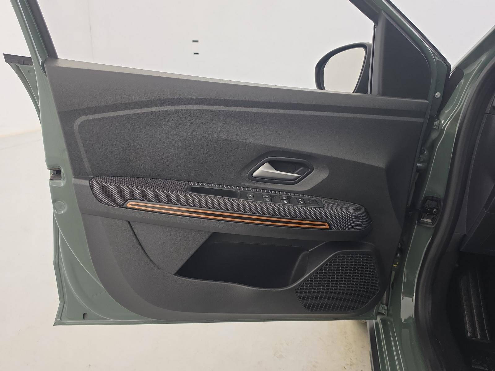 Vente en ligne Dacia Sandero  ECO-G 100 au prix de 14 600 €