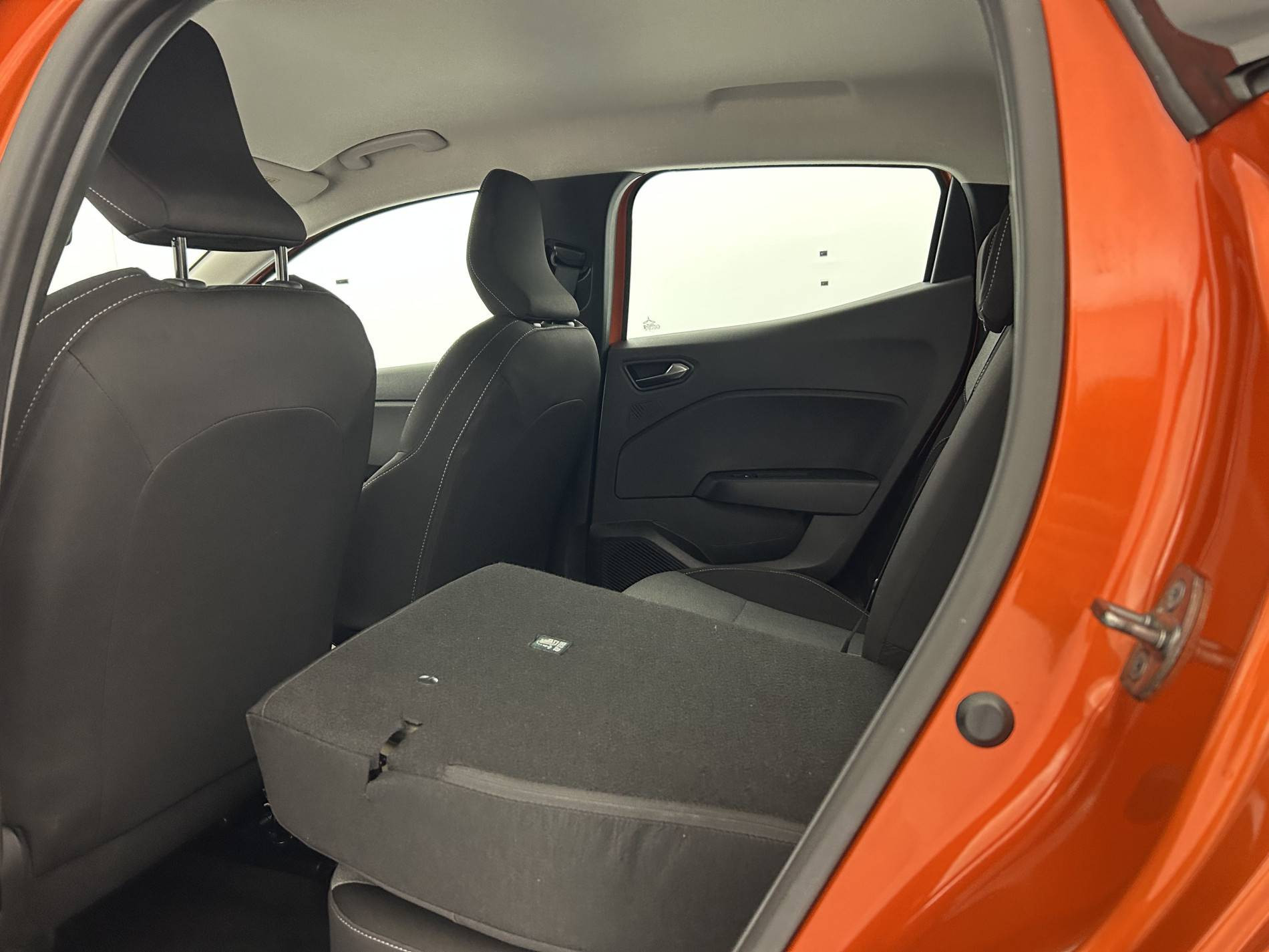 Vente en ligne Renault Clio 5 Clio TCe 90 au prix de 15 490 €