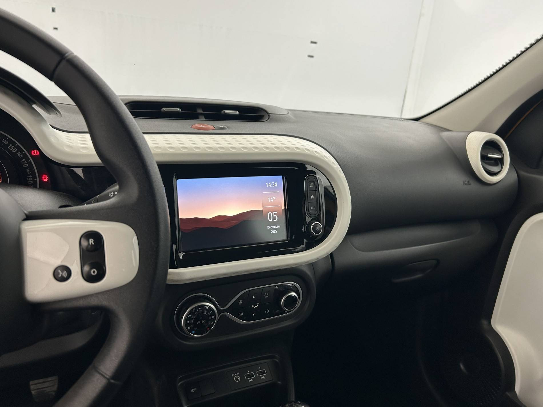 Vente en ligne Renault Twingo 3  SCe 65 au prix de 11 990 €