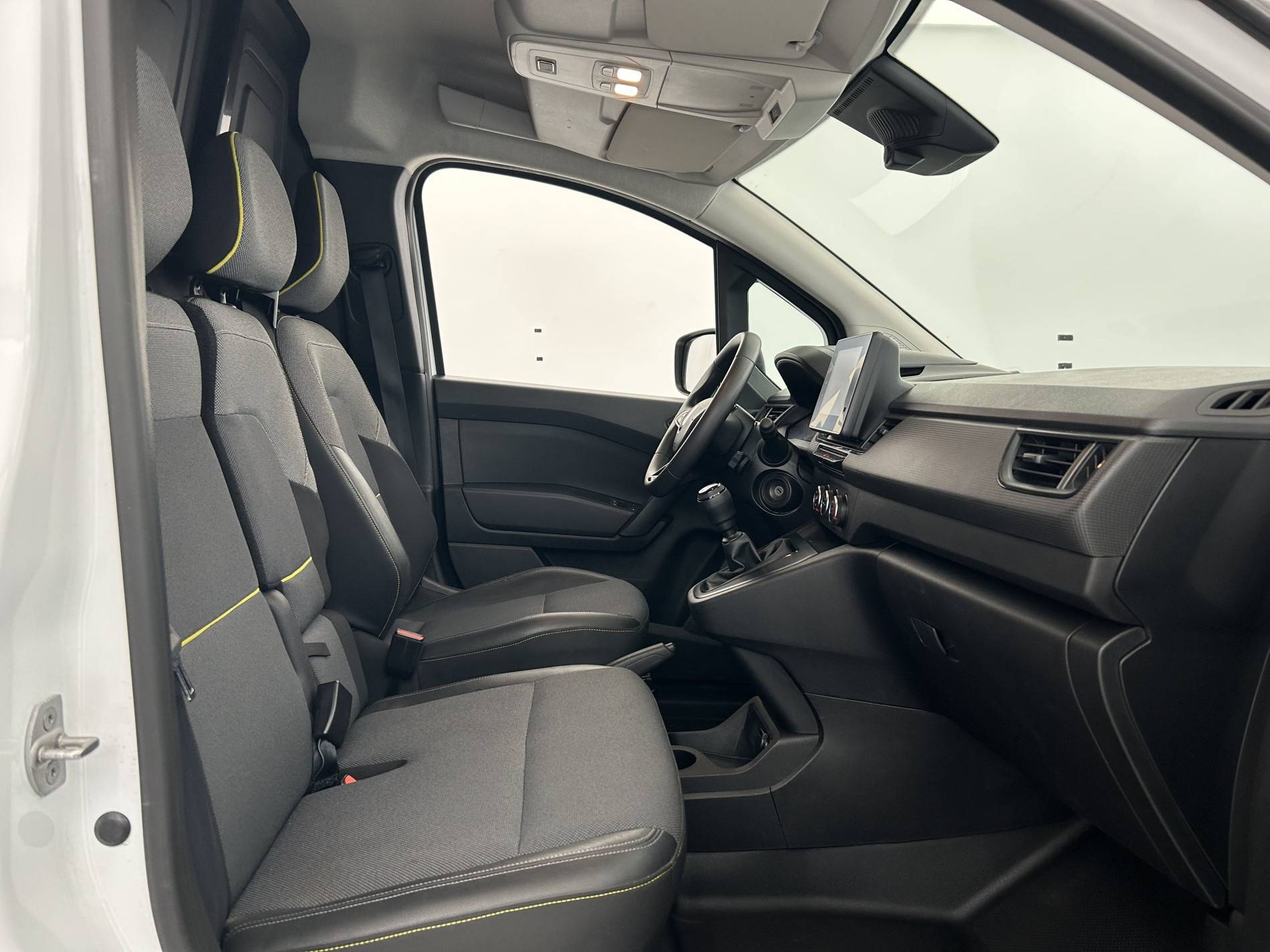 Vente en ligne Renault Kangoo Van  BLUE DCI 95 au prix de 18 790 €