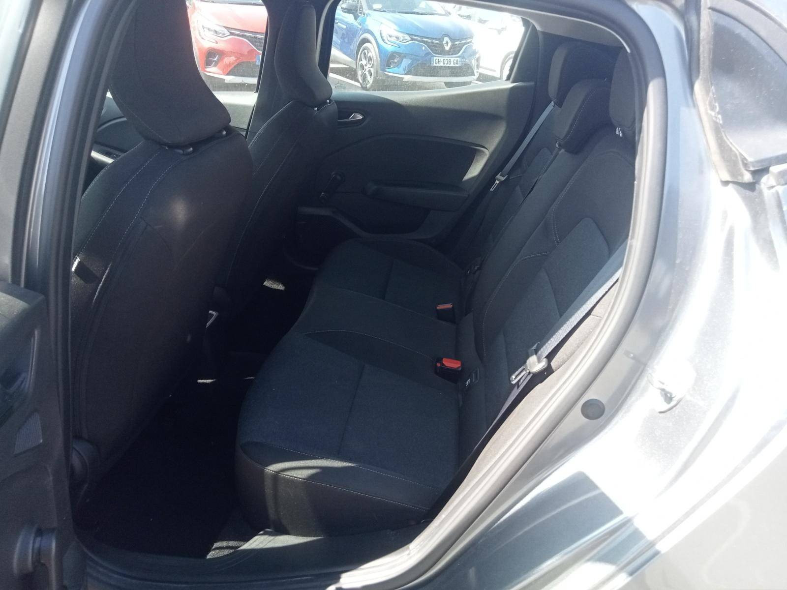 Vente en ligne Renault Clio 5 Clio TCe 90 au prix de 13 490 €