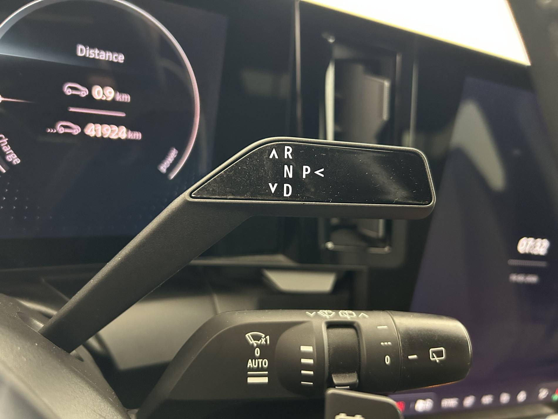 Vente en ligne Renault Megane E-Tech  EV60 220 ch super charge au prix de 23 990 €