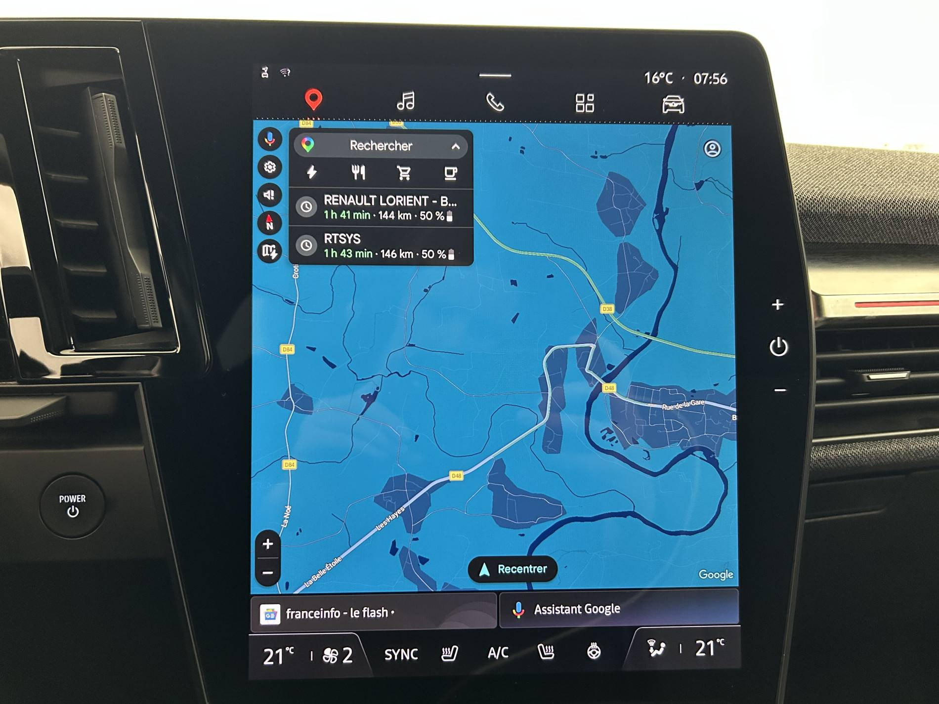 Vente en ligne Renault Megane E-Tech  EV60 220 ch super charge au prix de 21 990 €