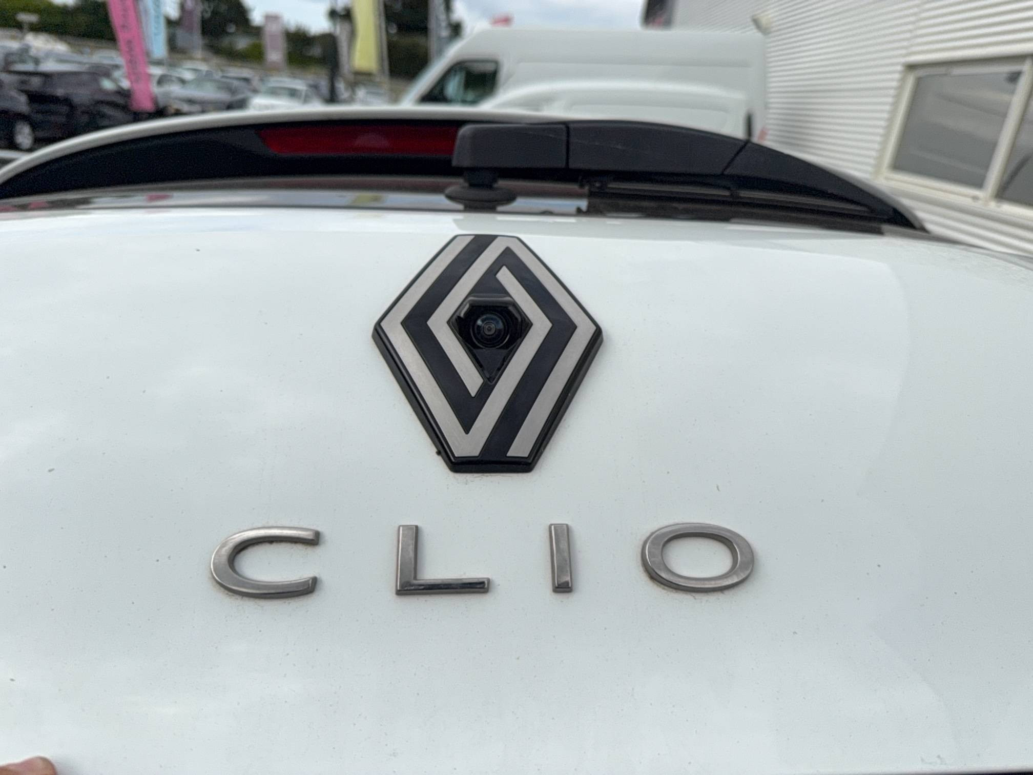 Vente en ligne Renault Clio 5 Clio TCe 90 au prix de 16 390 €