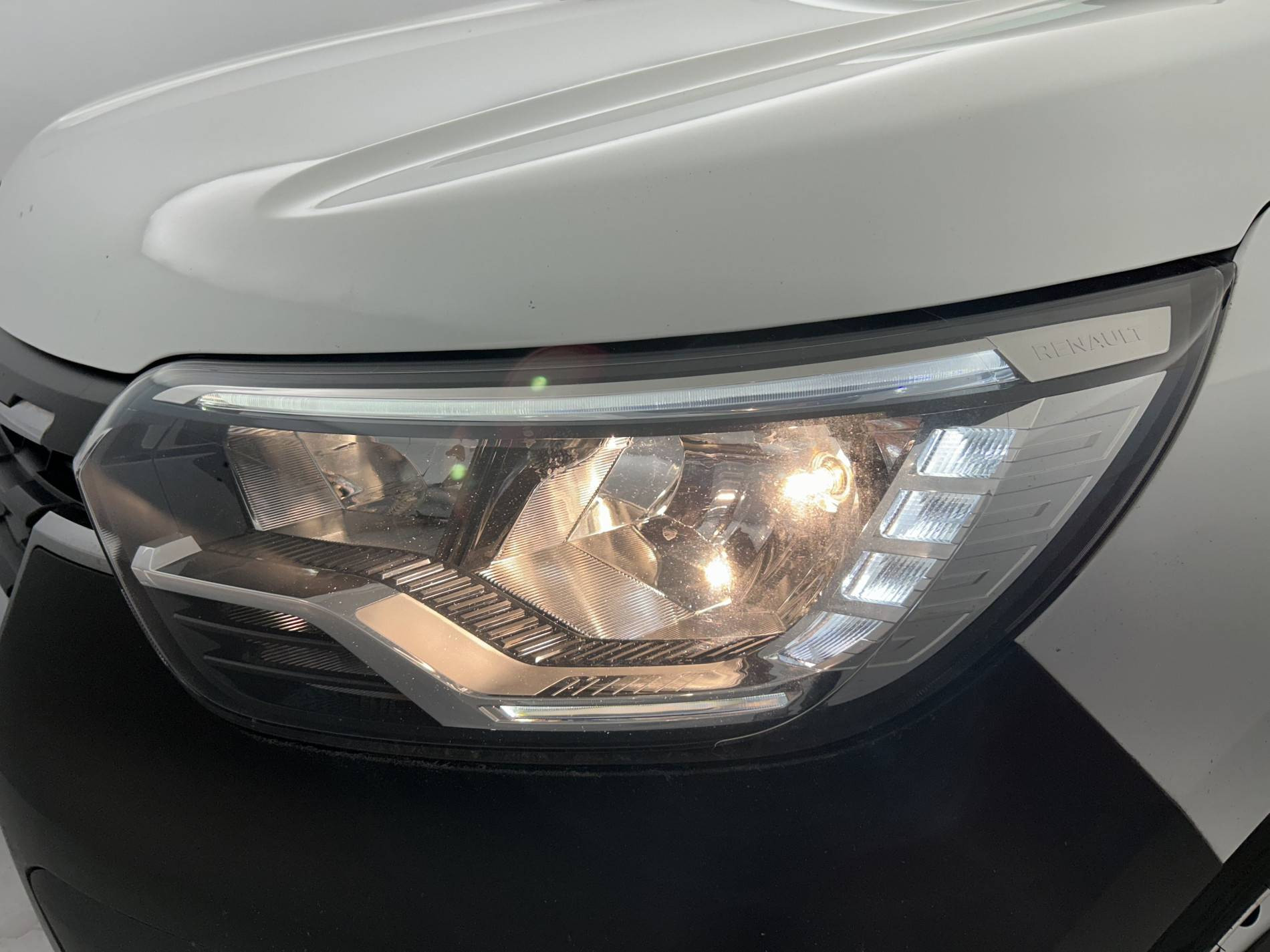 Vente en ligne Renault Express Van  BLUE DCI 95 - 22 au prix de 15 490 €