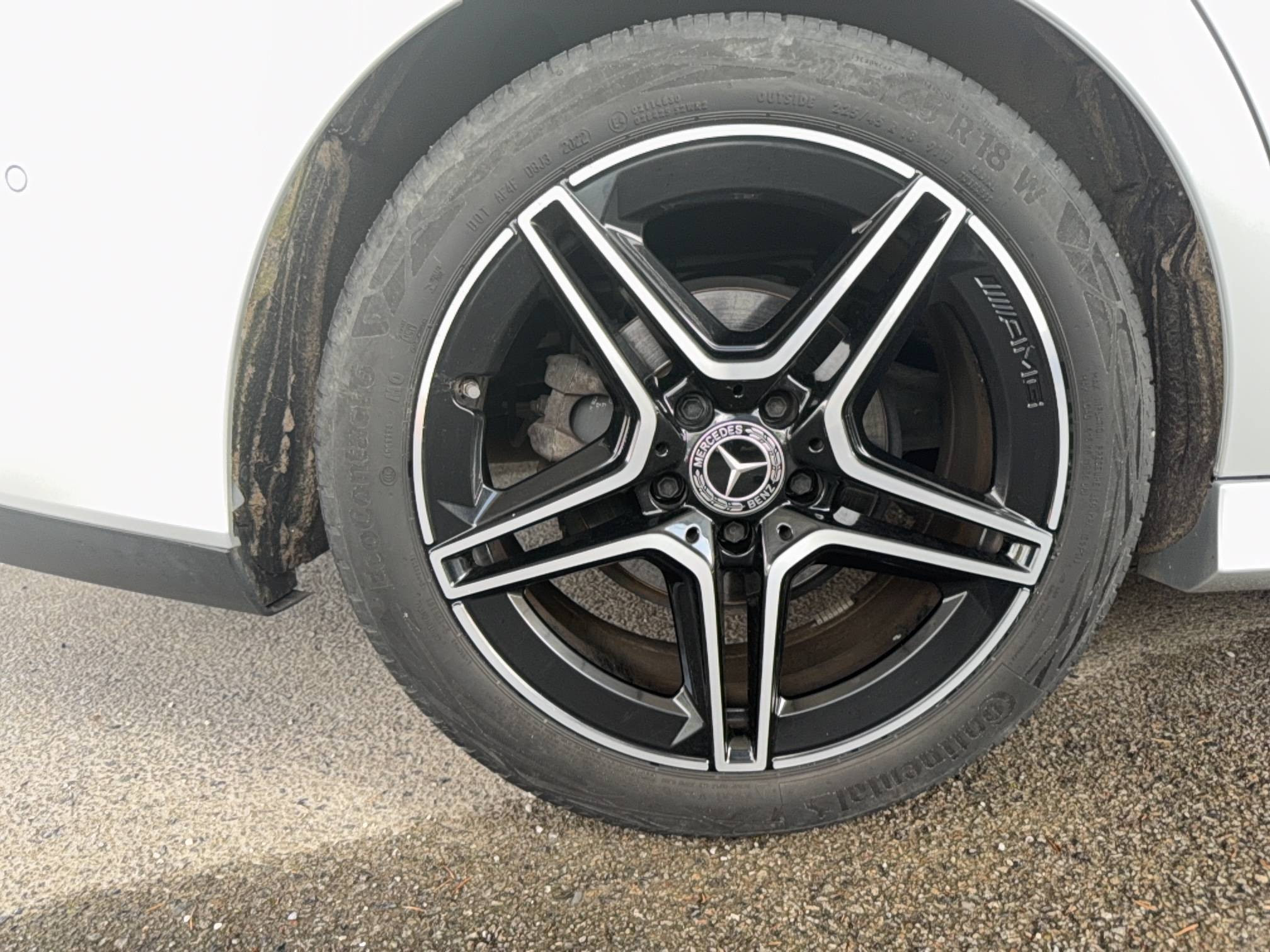 Vente en ligne Mercedes CLA Shooting Brake CLA Coupé 180 d 8G-DCT au prix de 25 990 €
