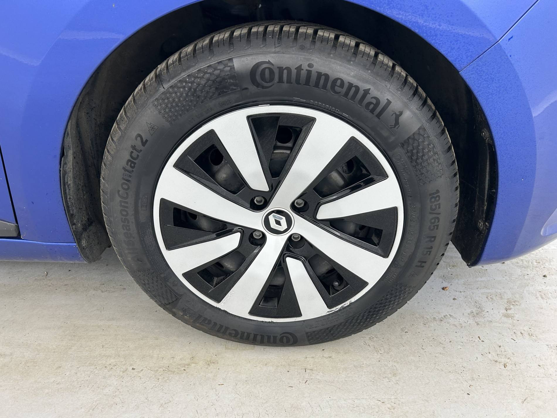 Vente en ligne Renault Clio 5 Clio TCe 90 au prix de 14 490 €