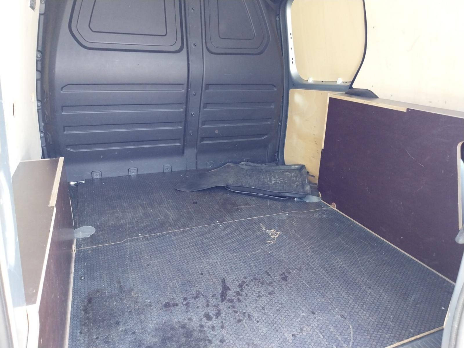 Vente en ligne Renault Kangoo Van  BLUE DCI 95 au prix de 12 990 €