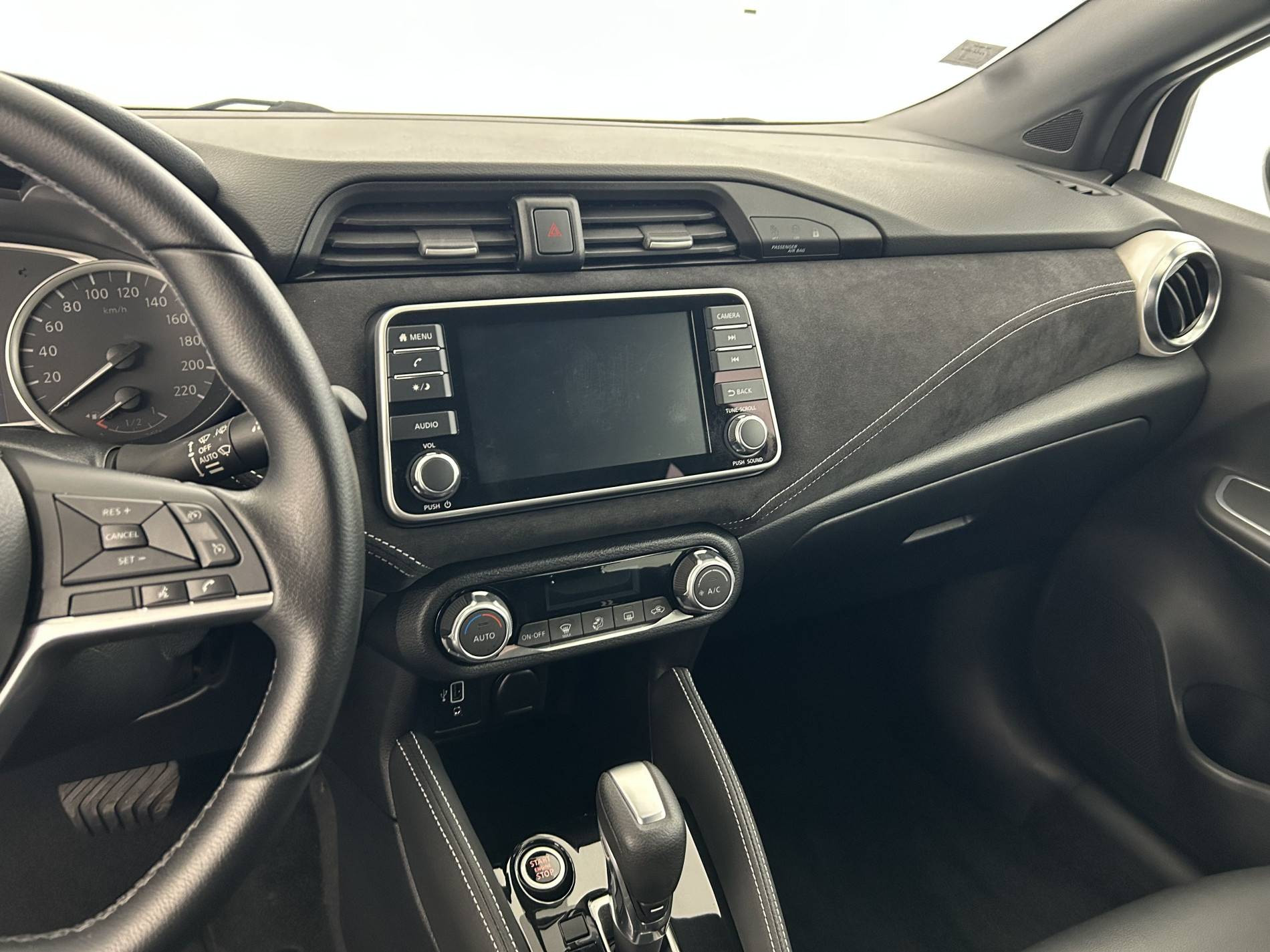 Vente en ligne Nissan Micra Micra IG-T 92 Xtronic au prix de 14 890 €